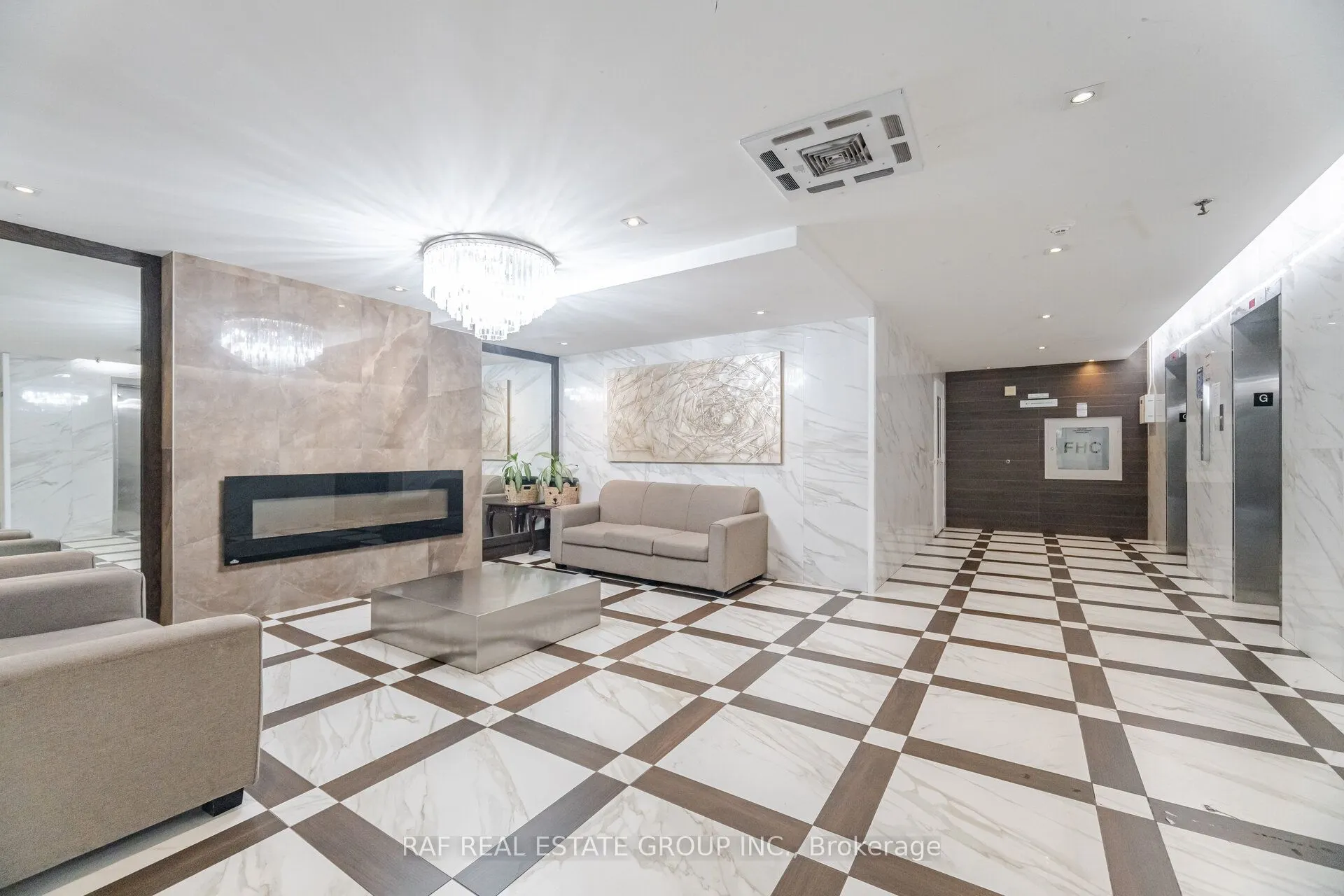 100 Wingarden Court, #1003