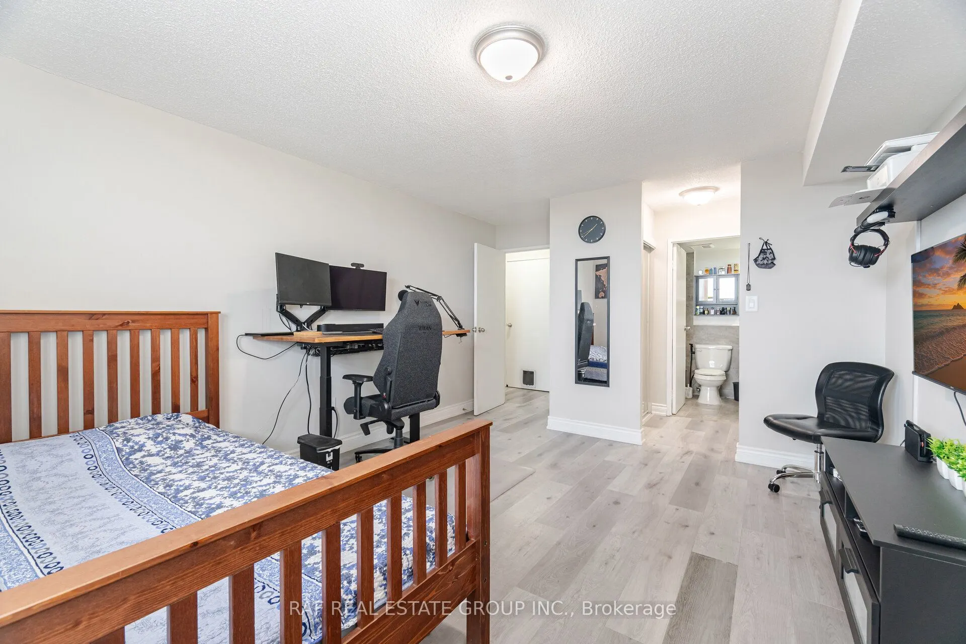 100 Wingarden Court, #1003