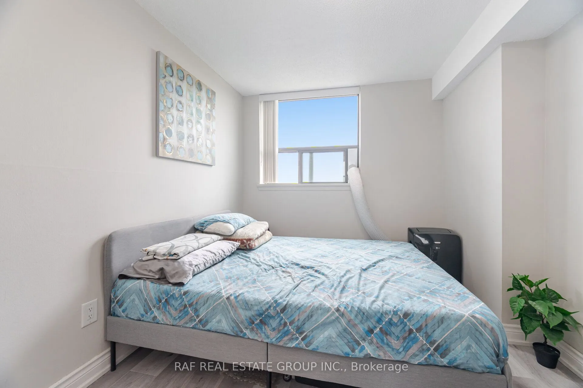 100 Wingarden Court, #1003