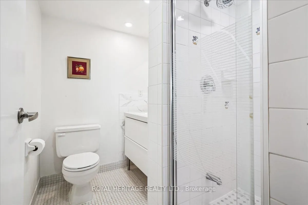 20 Dean Park Road, #1116
