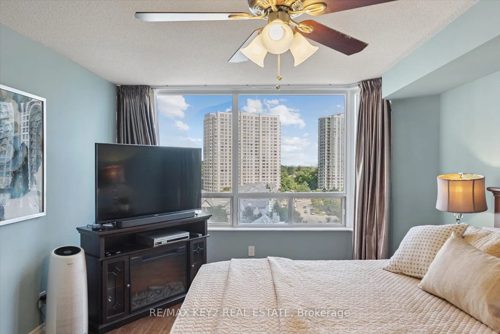 138 Bonis Avenue, #1116