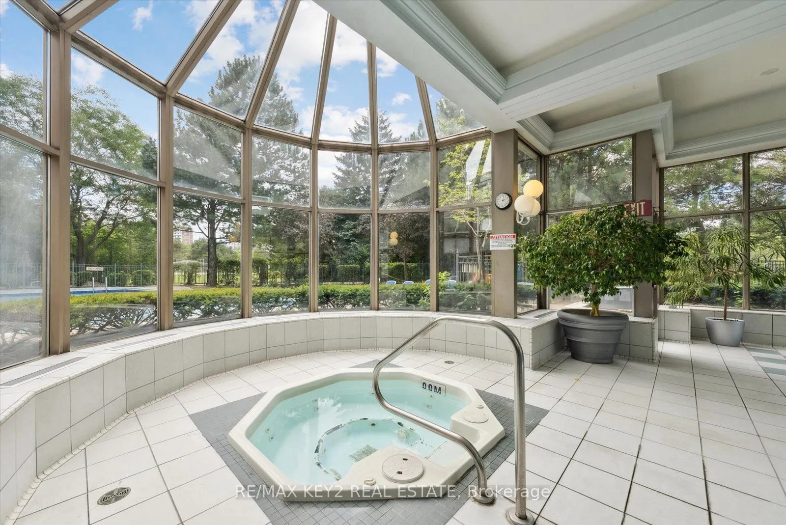 138 Bonis Avenue, #1116