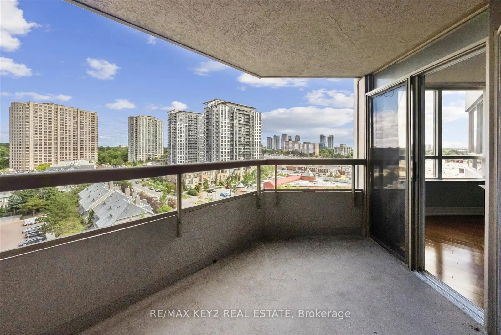 138 Bonis Avenue, #1116
