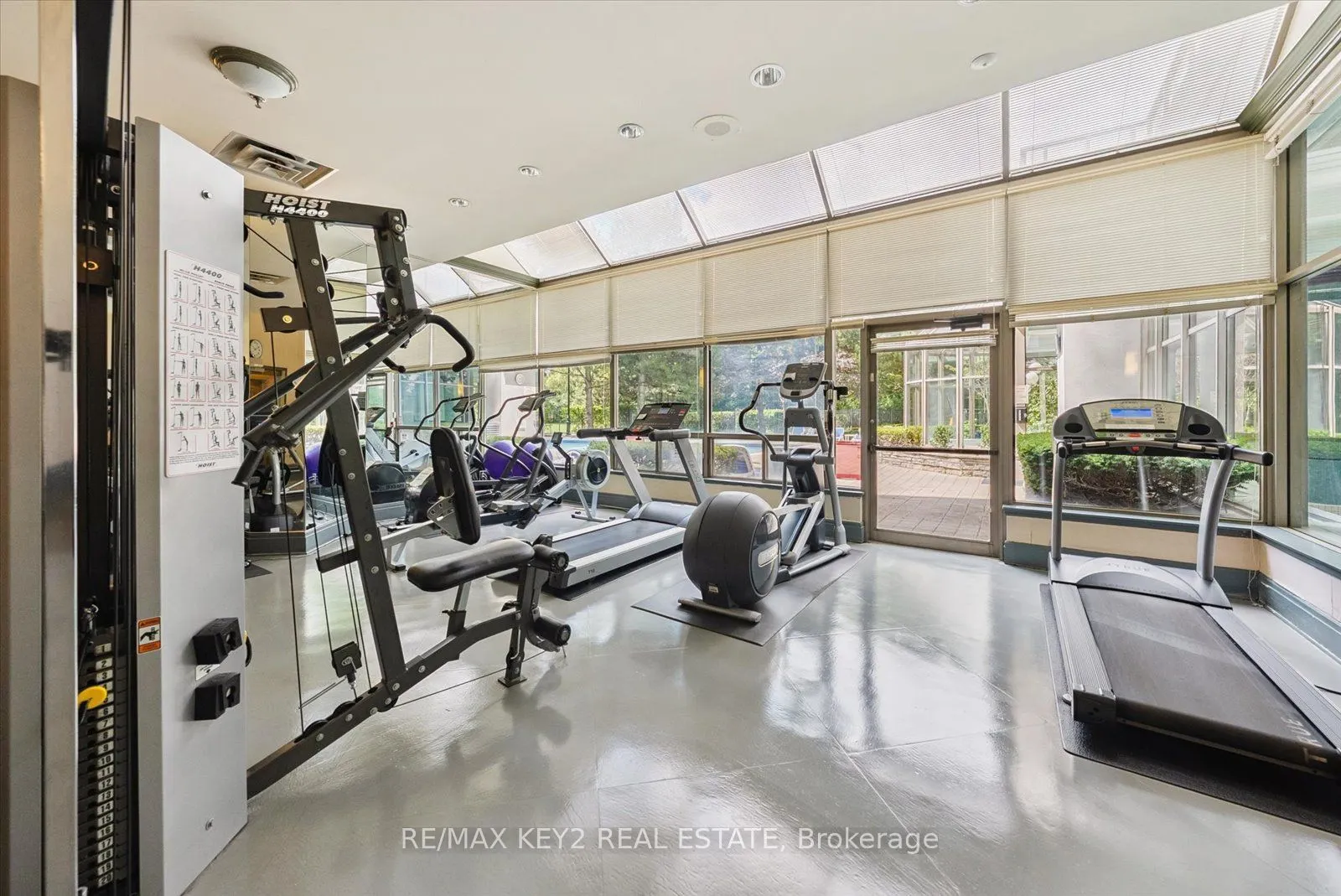 138 Bonis Avenue, #1116