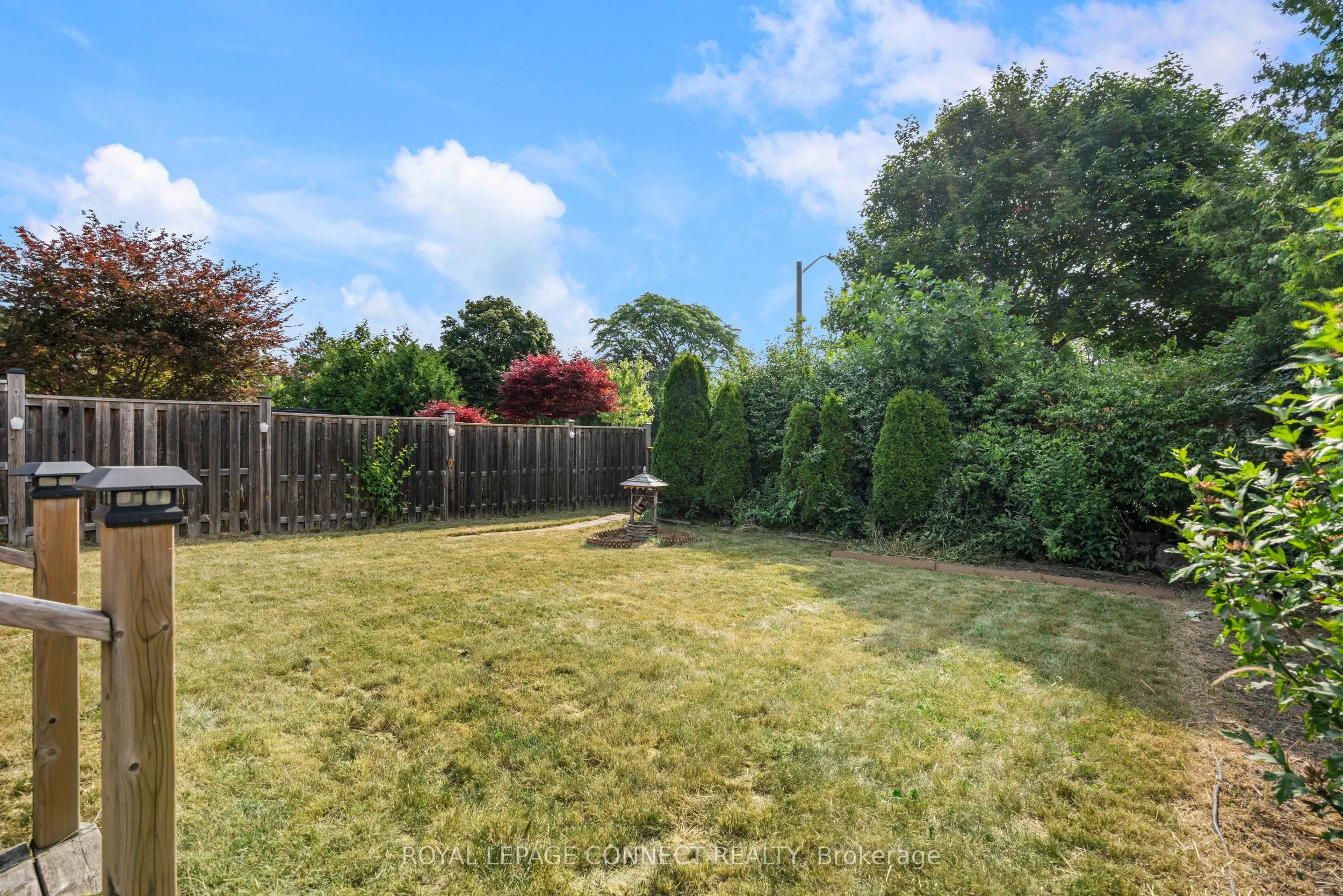 53 Snowball Crescent