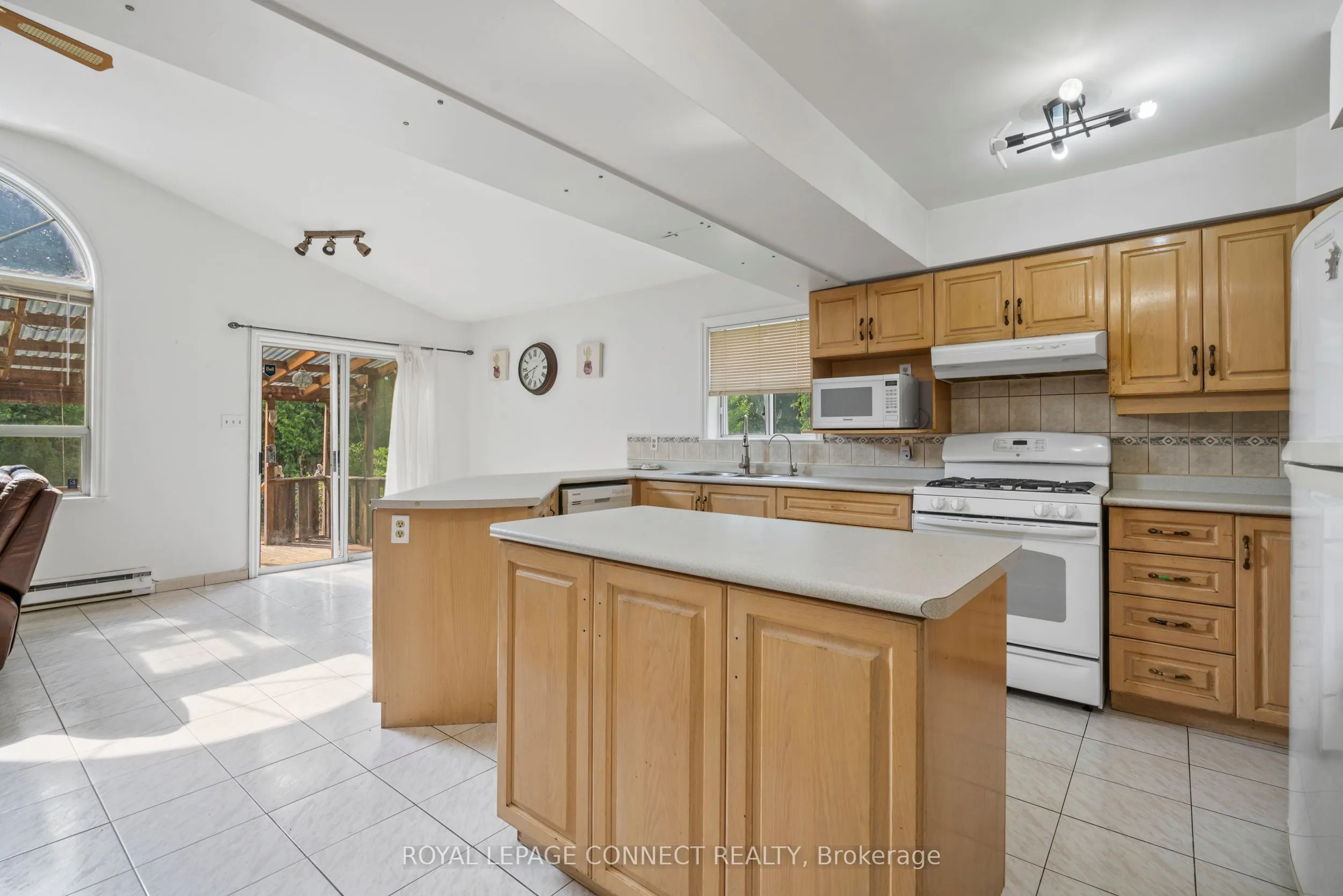 53 Snowball Crescent