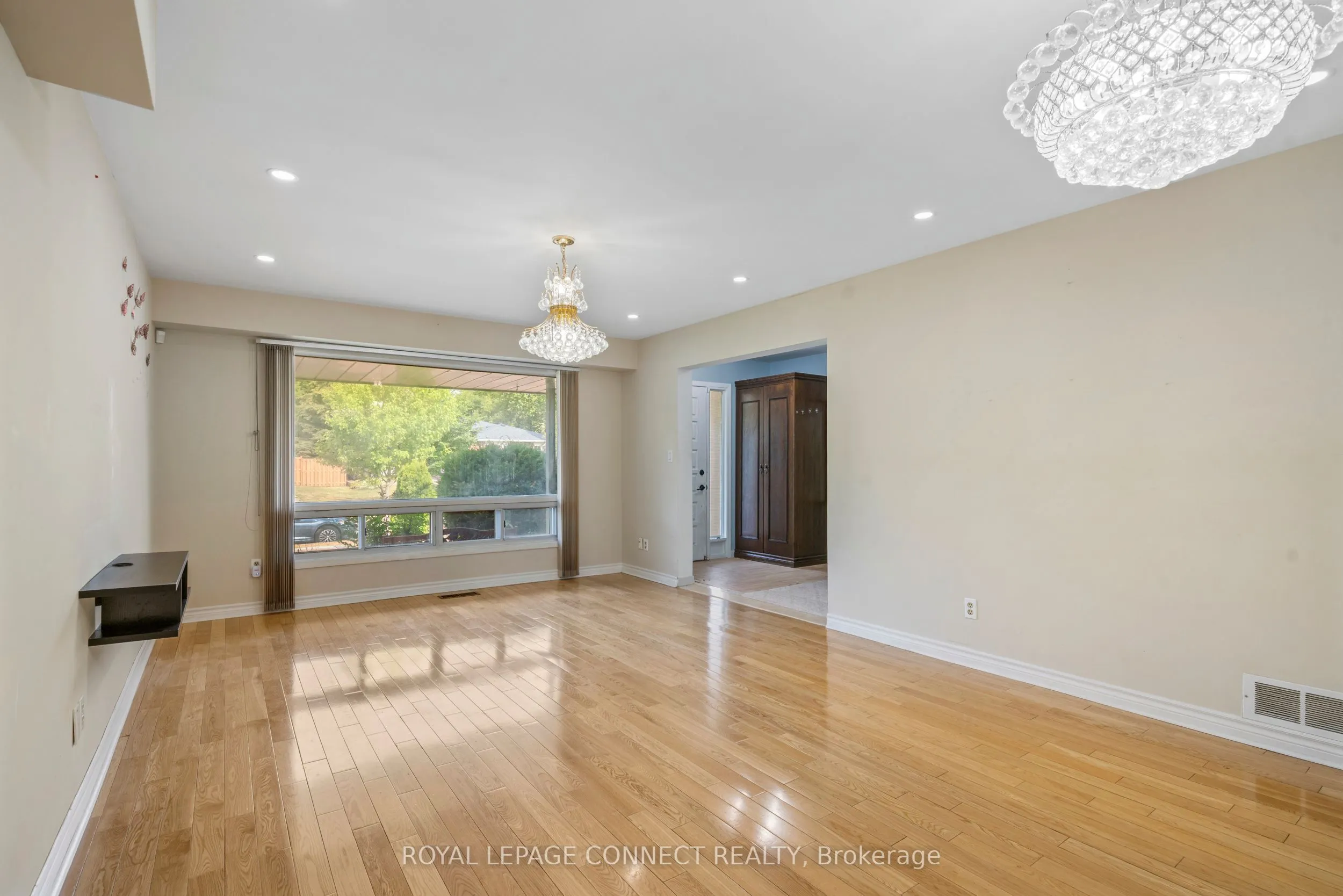 53 Snowball Crescent