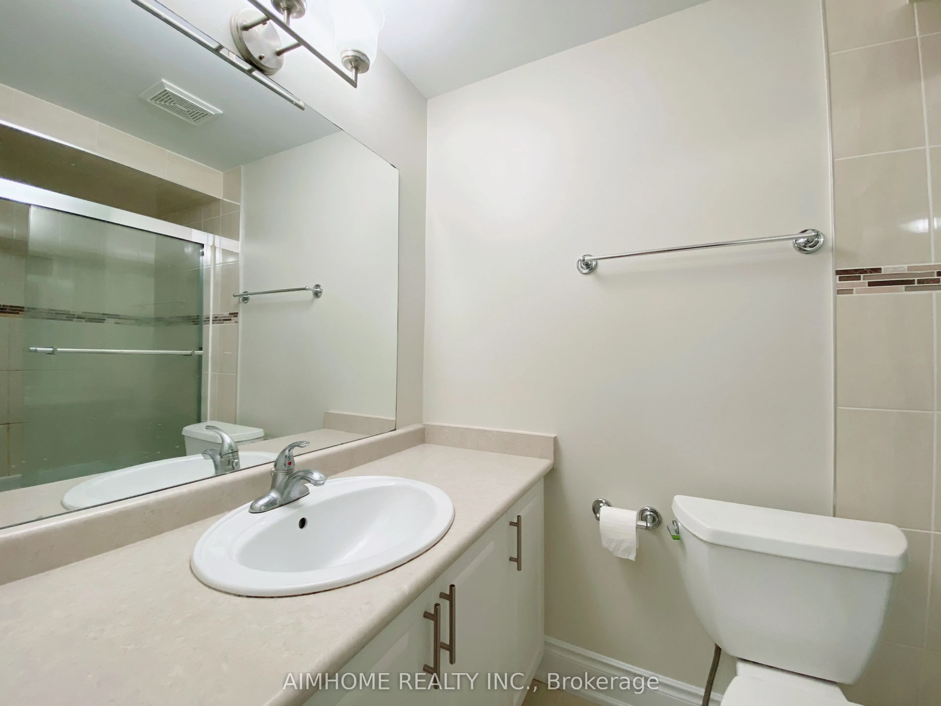 195 Enchanted Hills Crescent