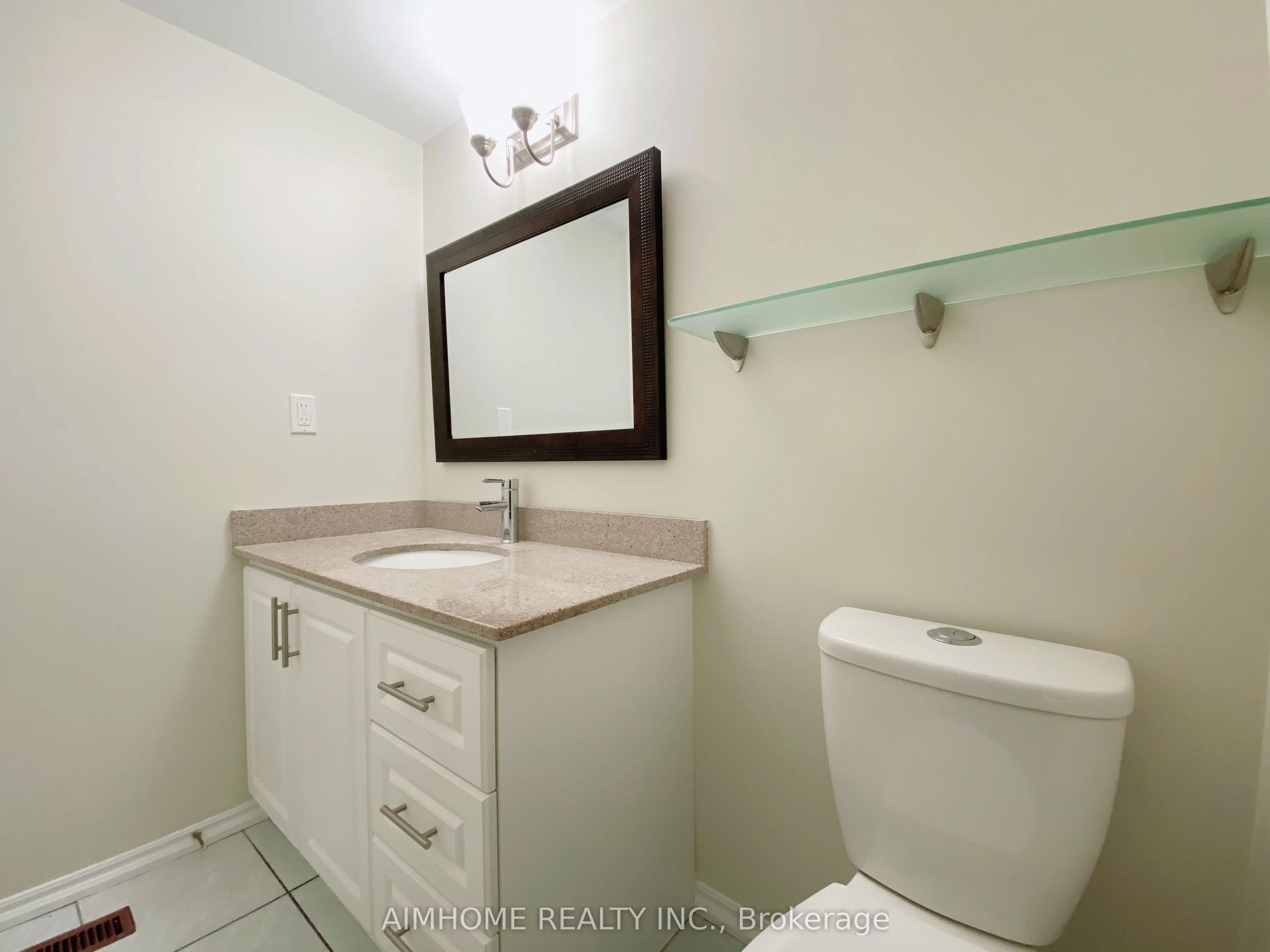 195 Enchanted Hills Crescent