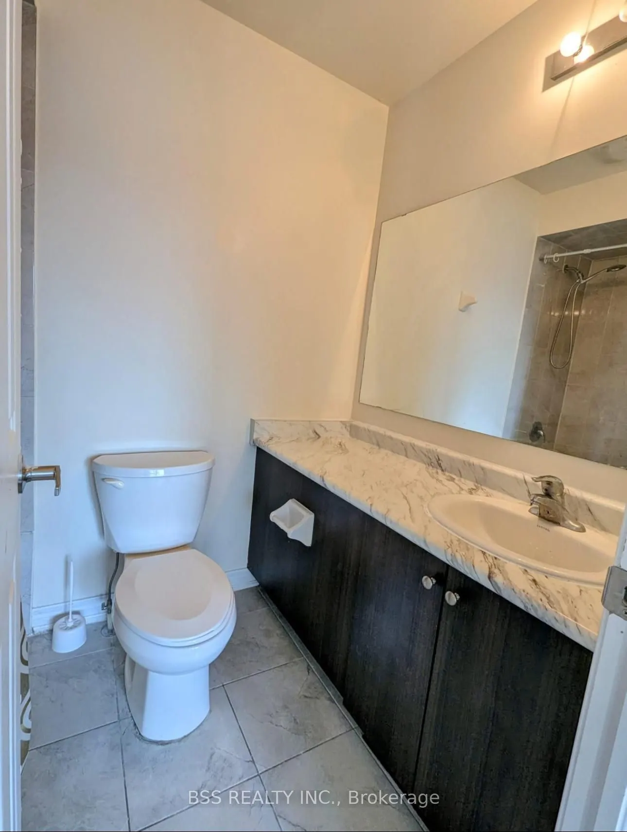 3759B St Clair Ave East Avenue E
