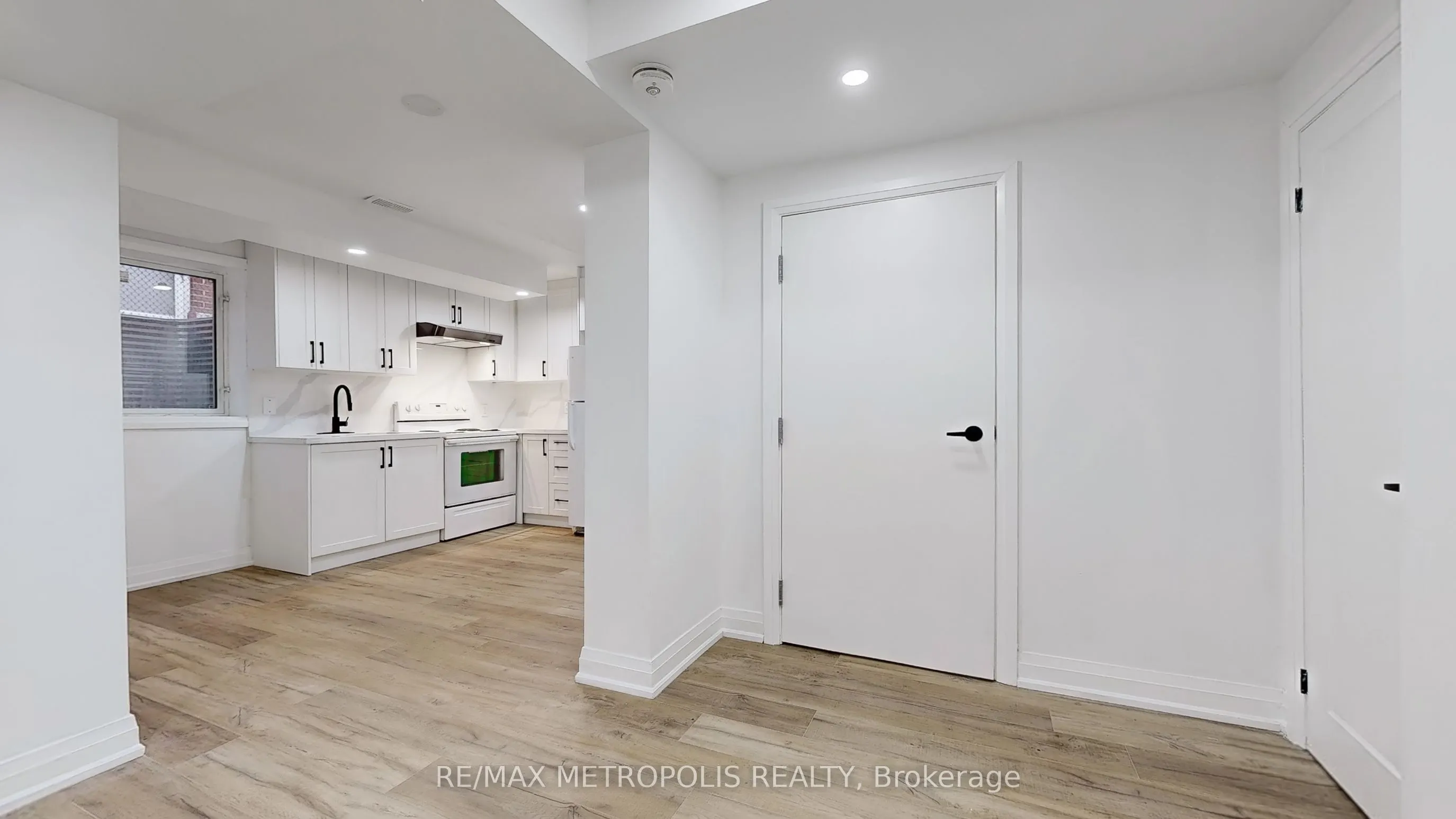 81 Sedgemount Drive