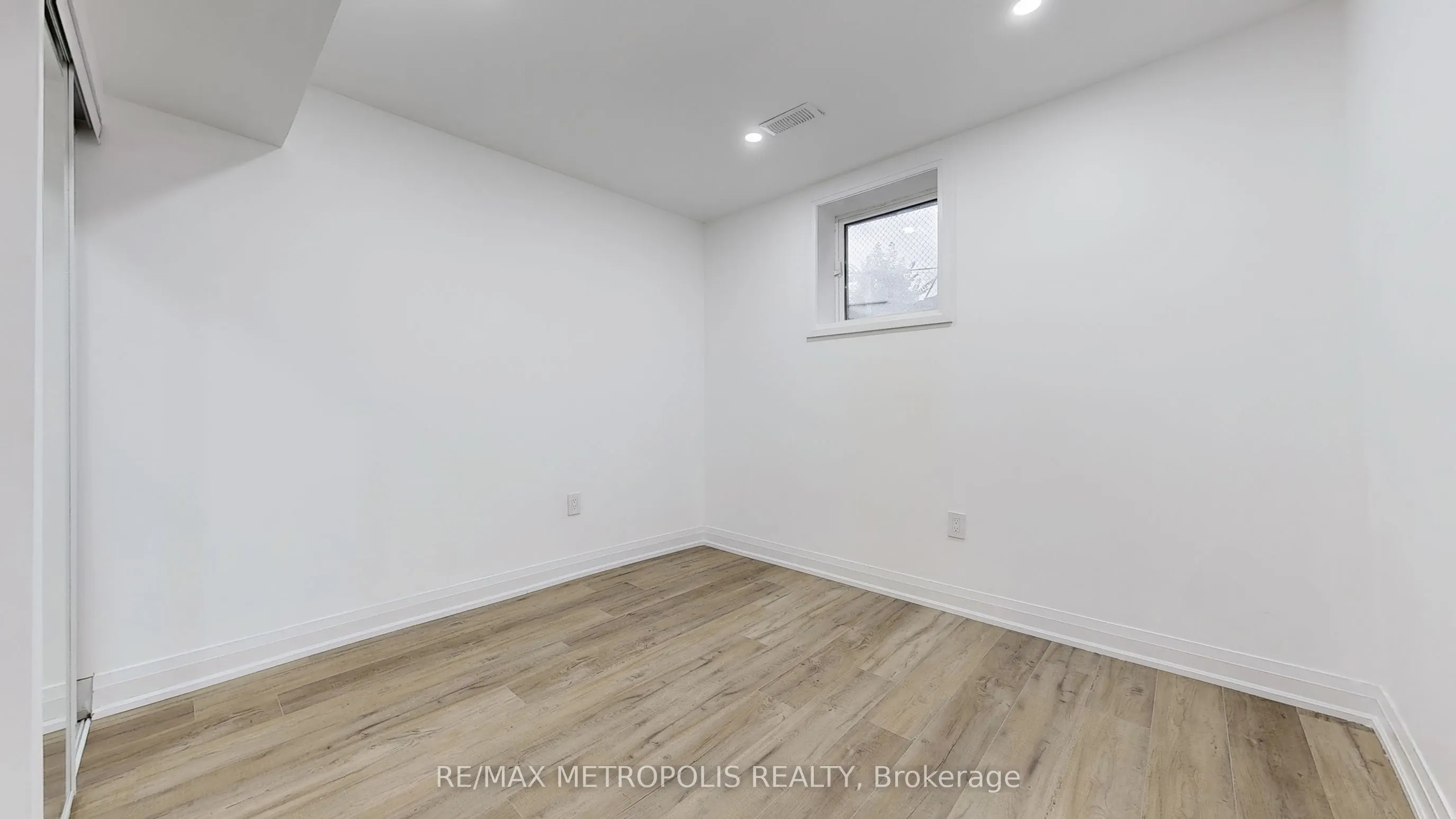 81 Sedgemount Drive