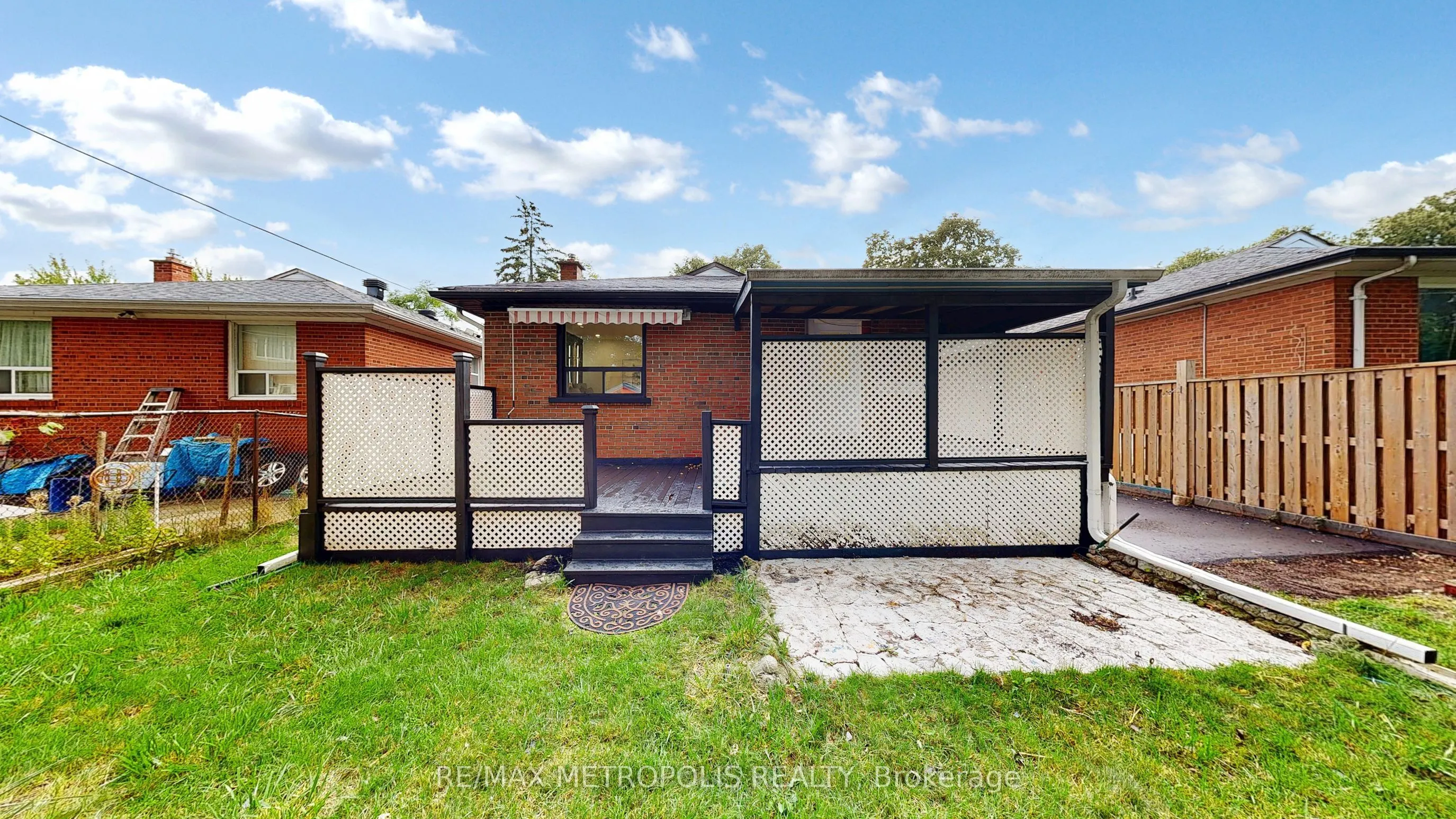 81 Sedgemount Drive