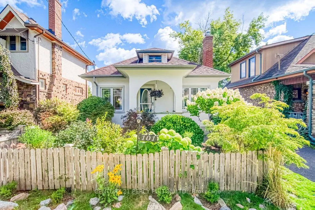 101 Roxborough Avenue