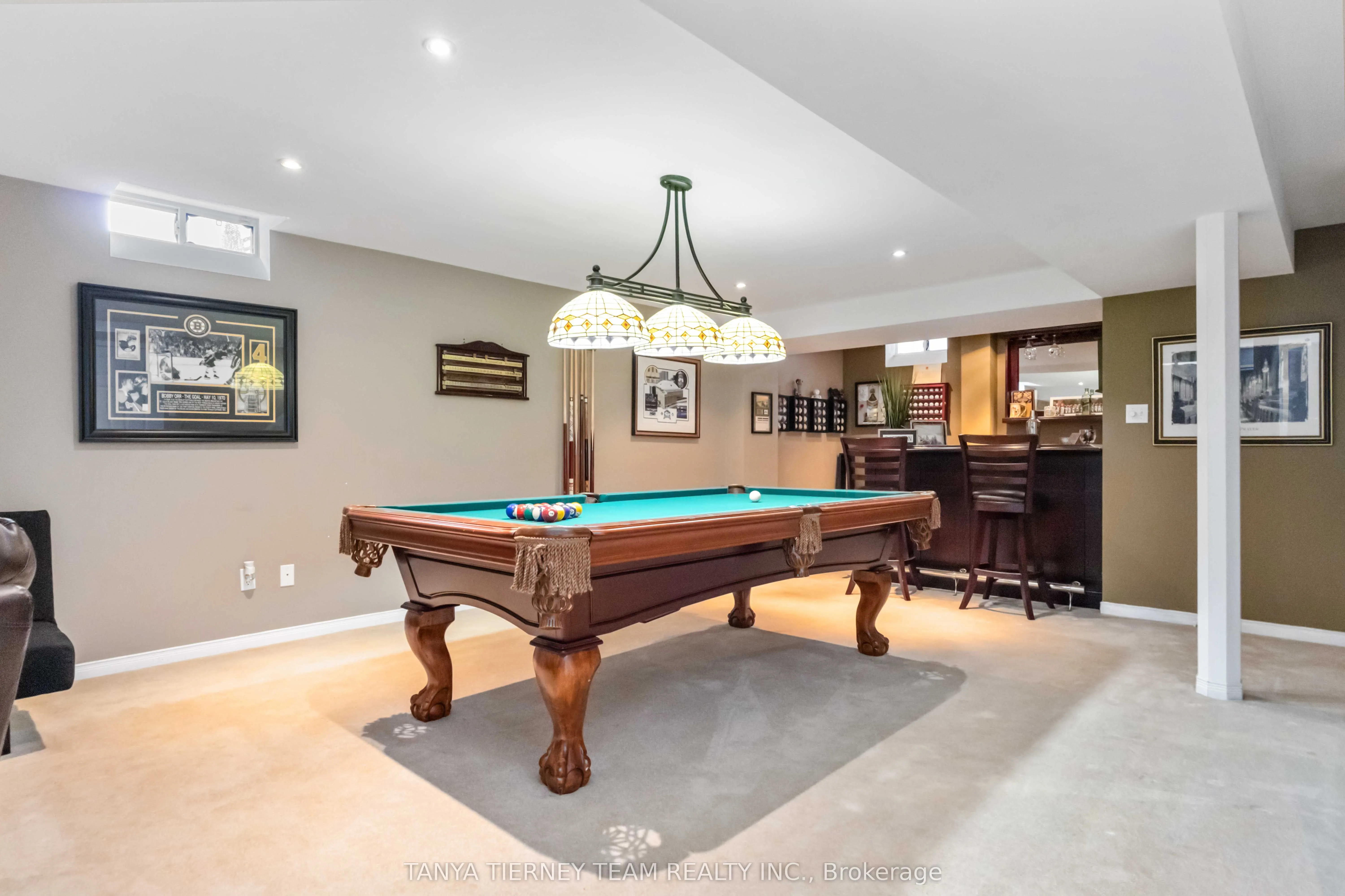 11 Claridge Crescent