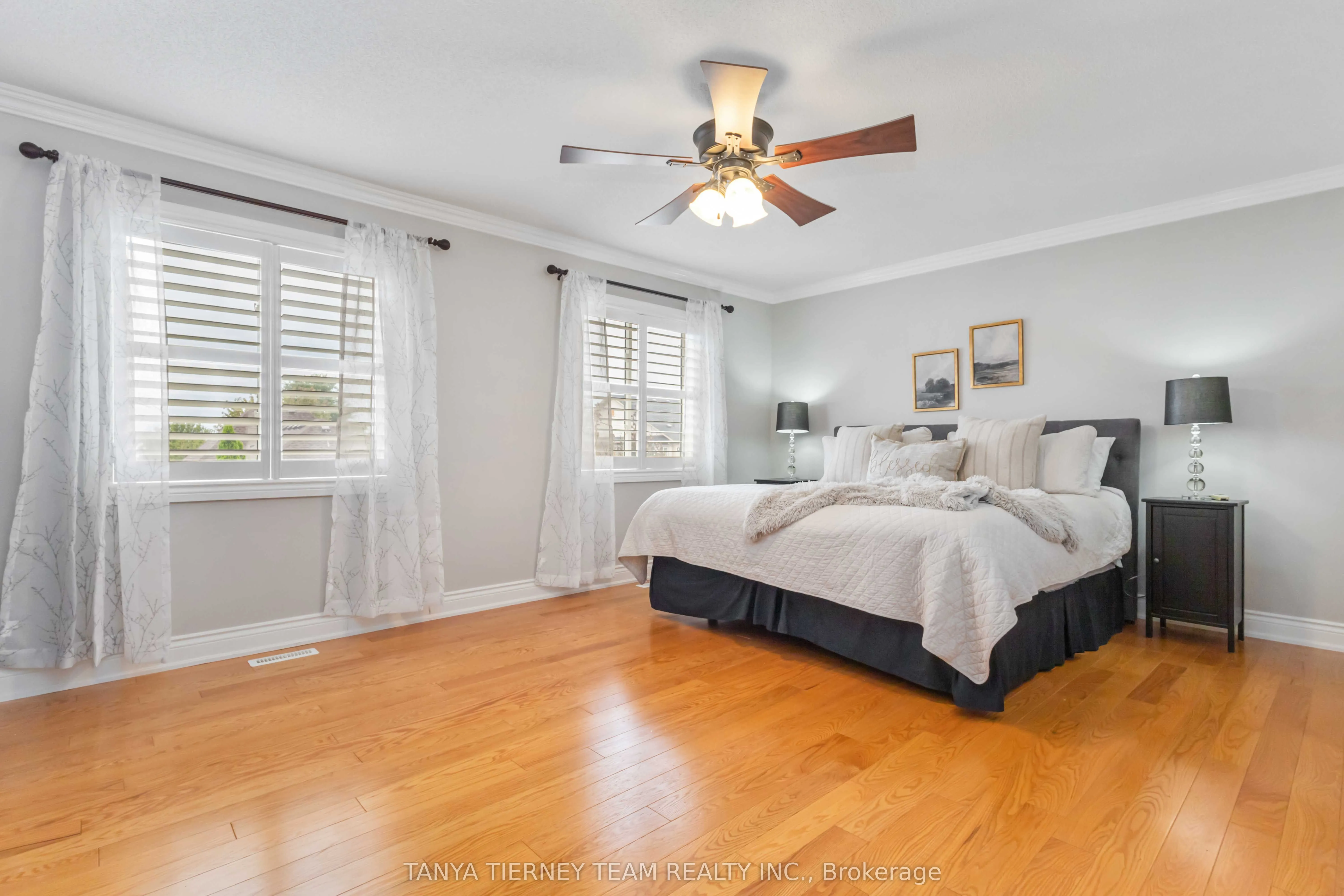 11 Claridge Crescent