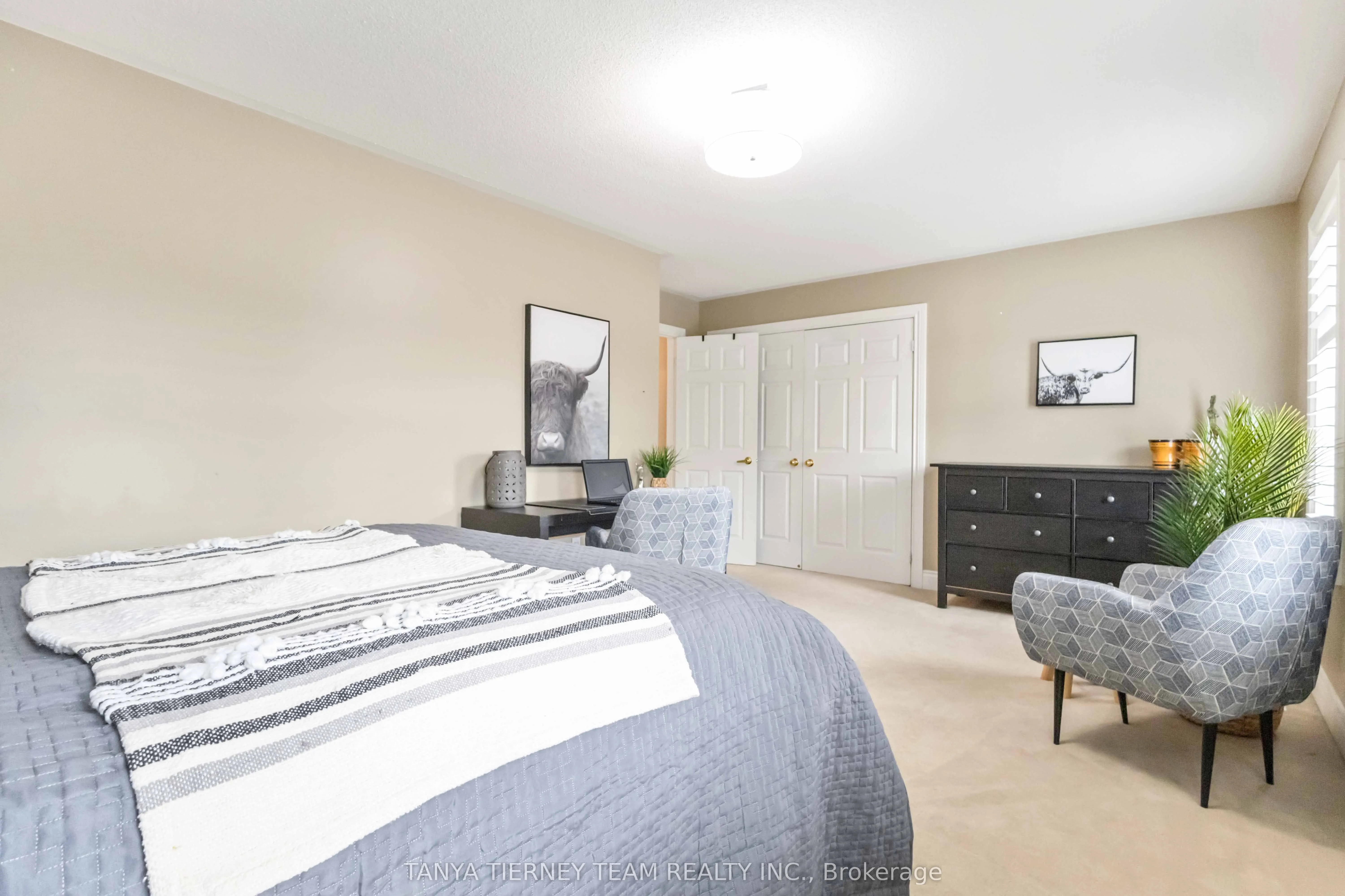 11 Claridge Crescent