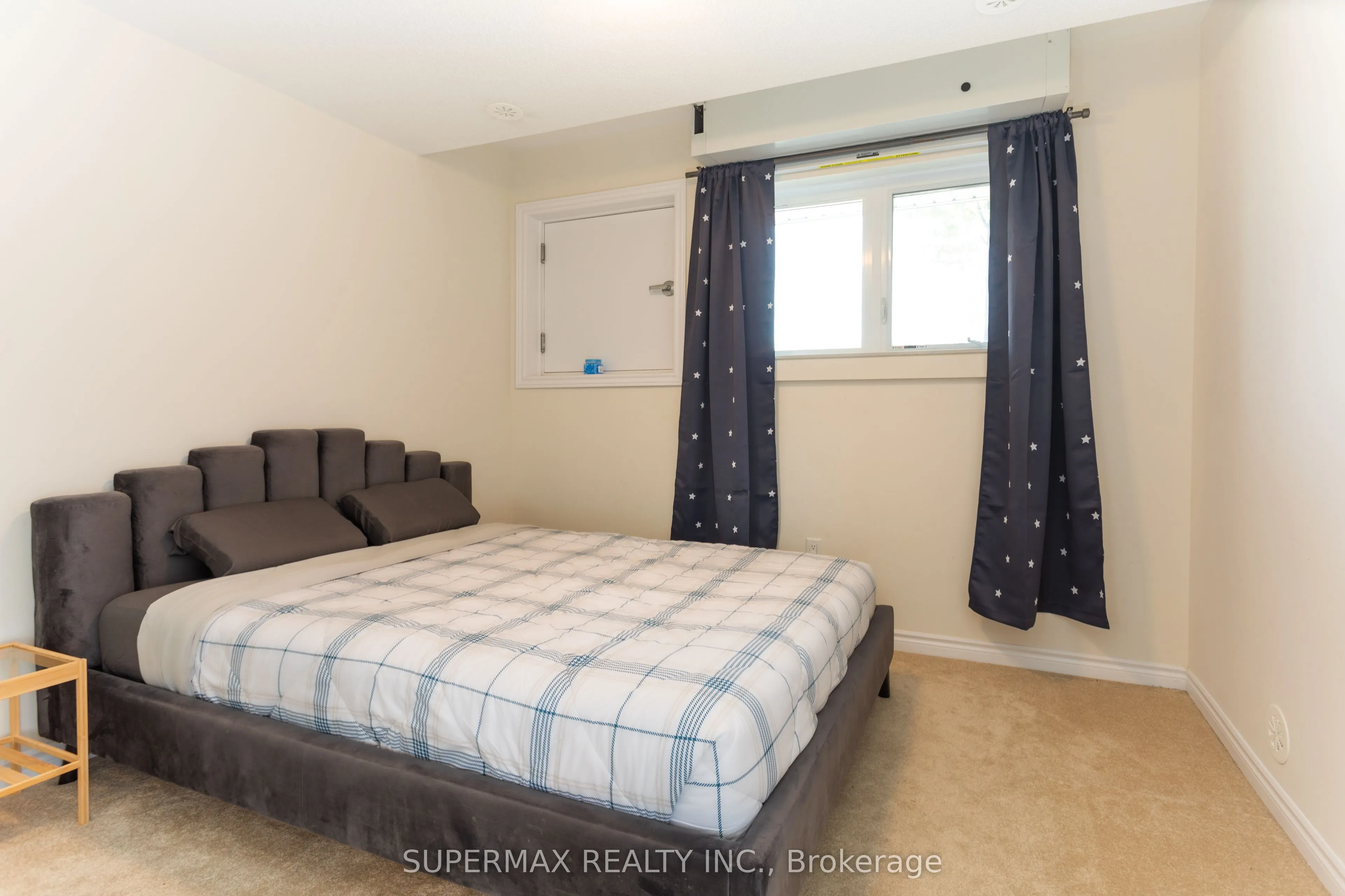 470 Beresford Path, #10