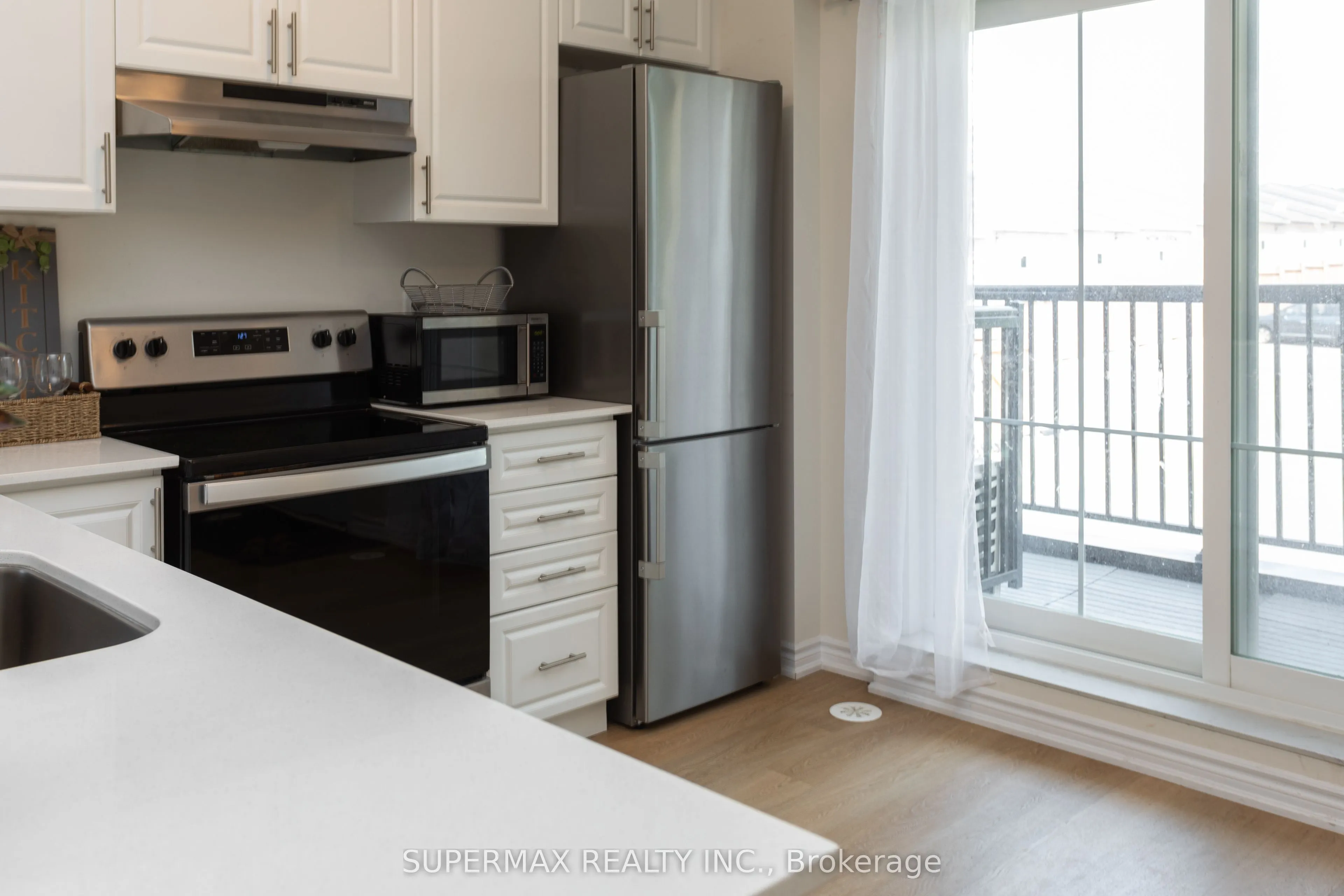 470 Beresford Path, #10