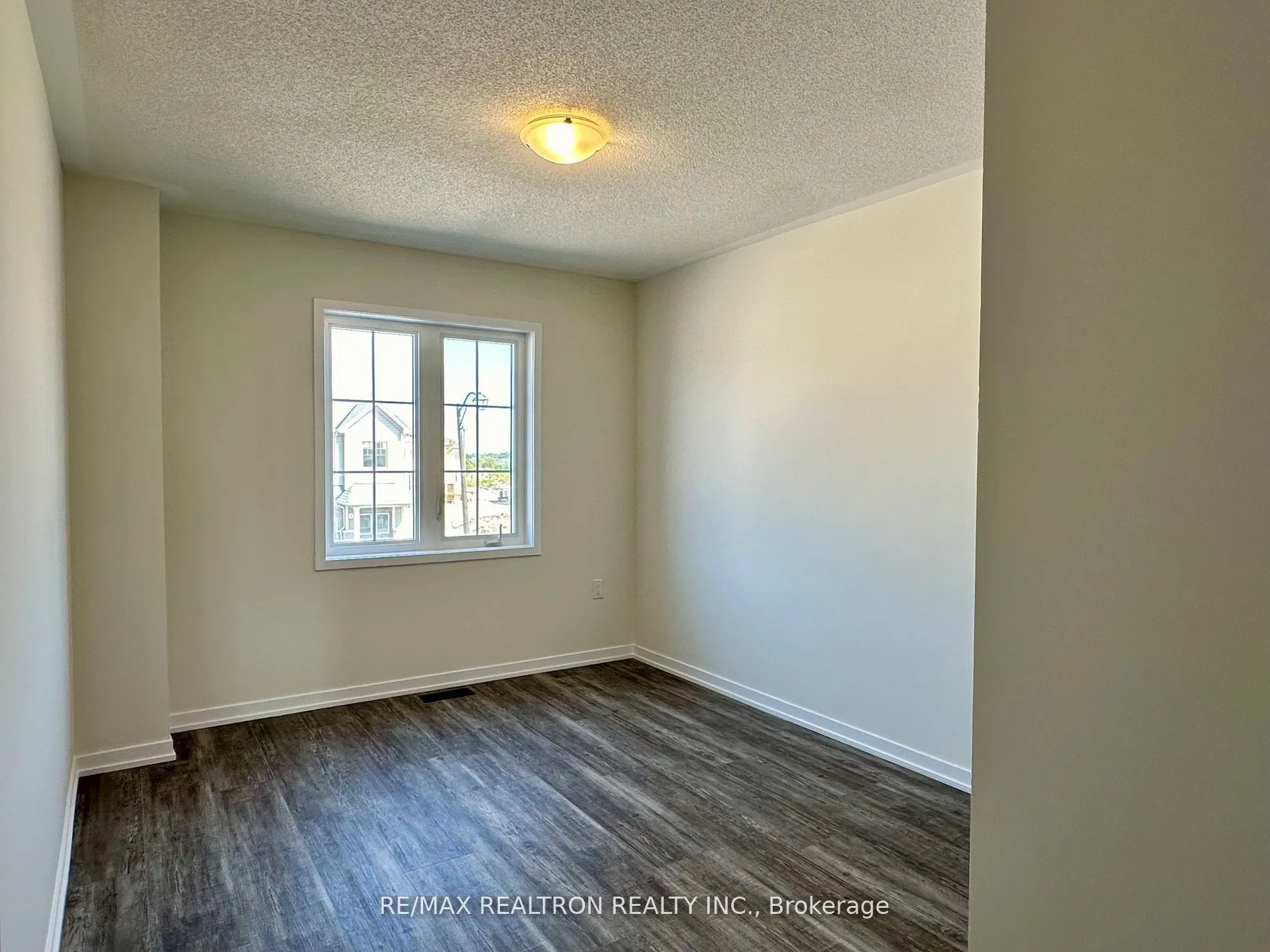 2098 Cayenne Street