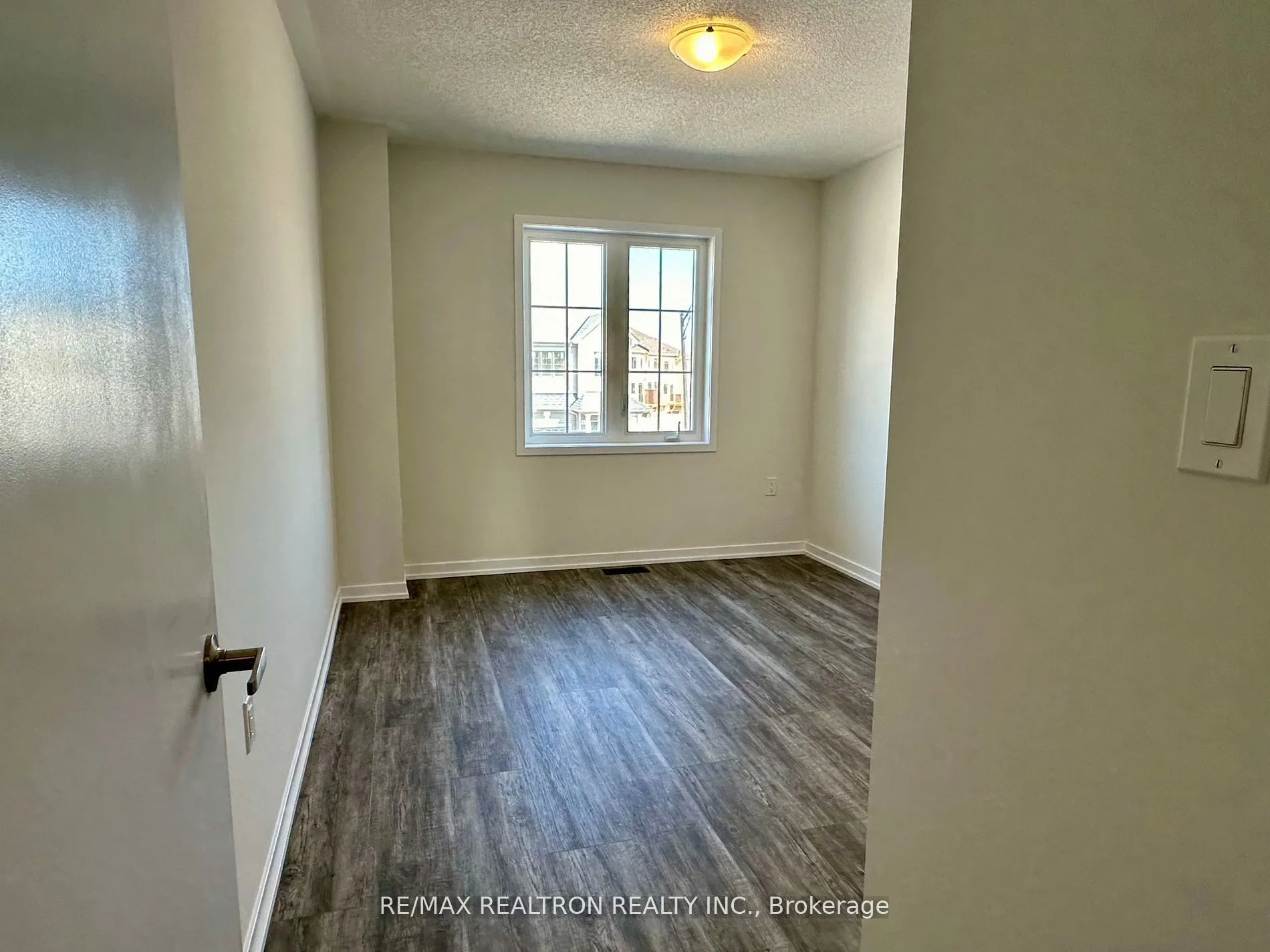 2098 Cayenne Street