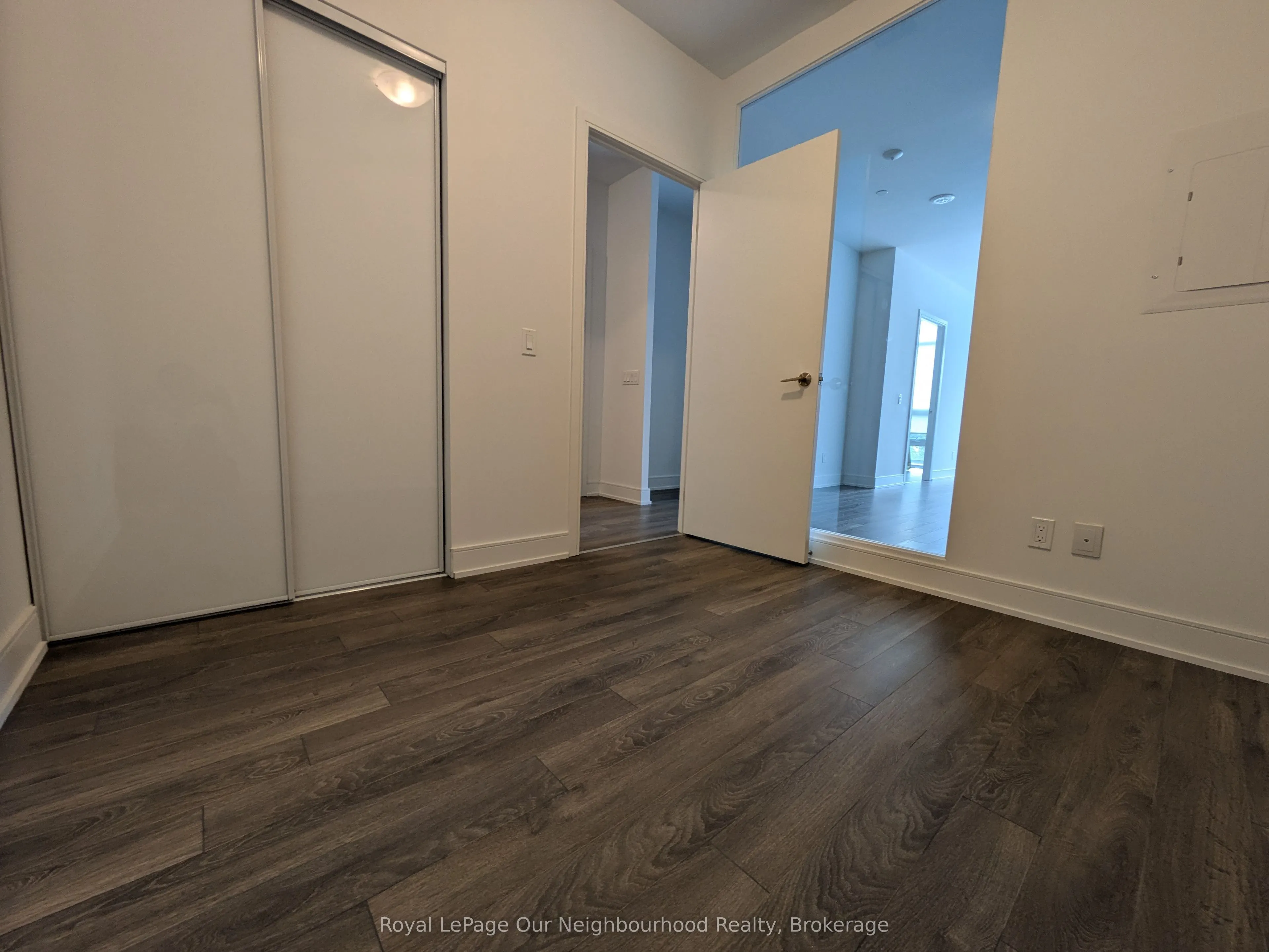 1350 Ellesmere Road, #211