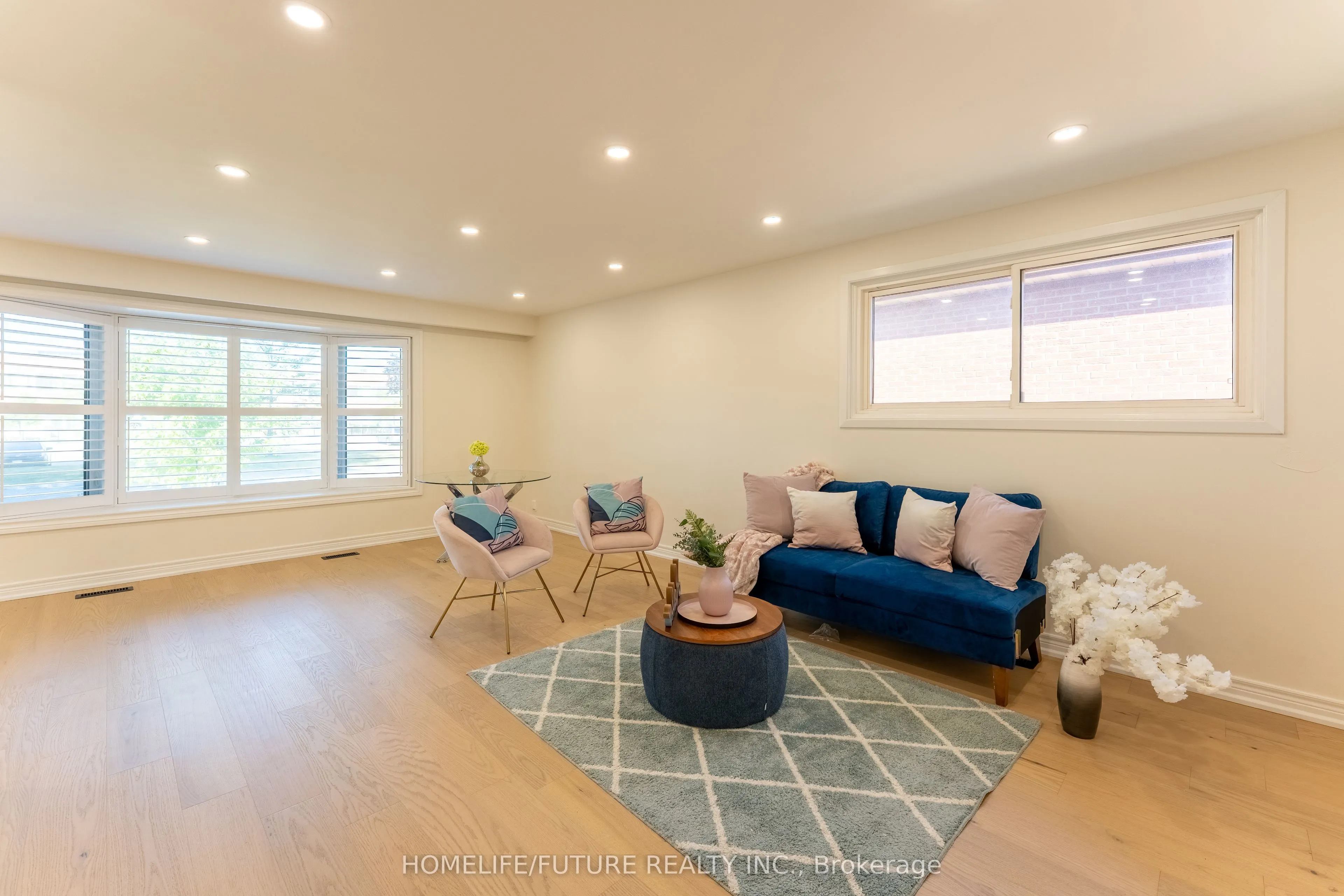 219 Guelph Street