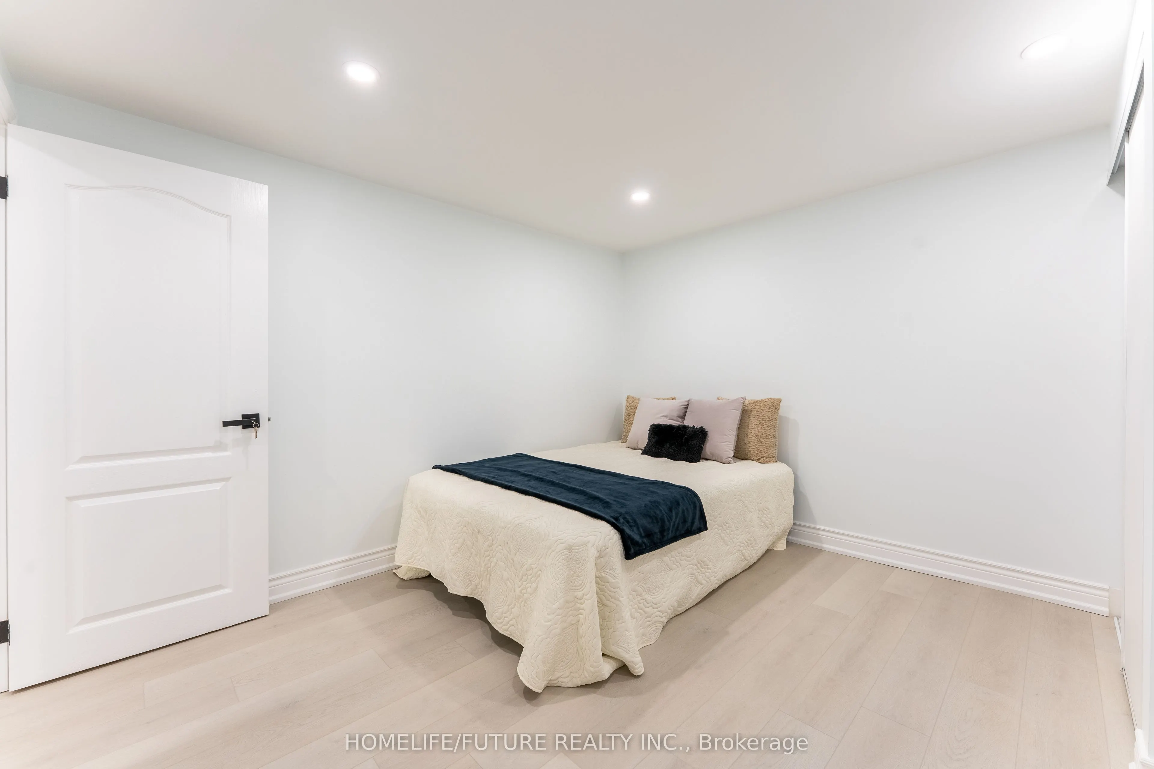 219 Guelph Street