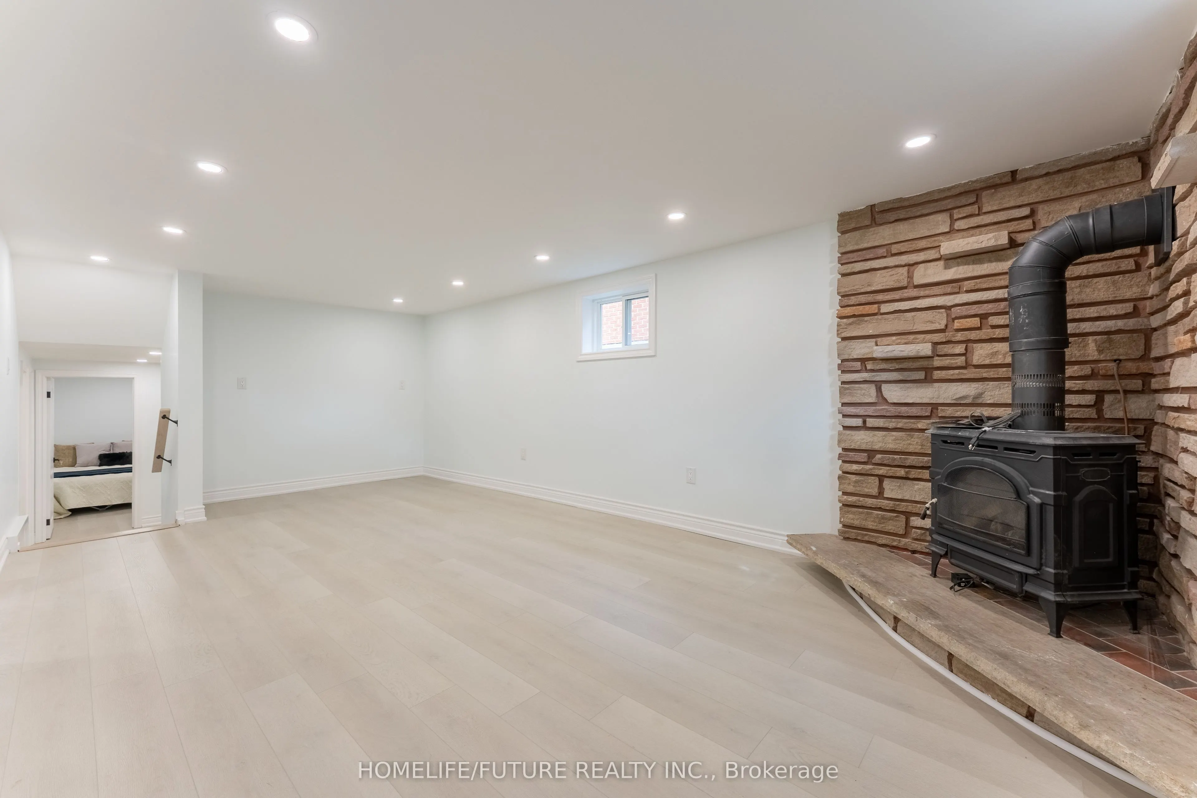 219 Guelph Street