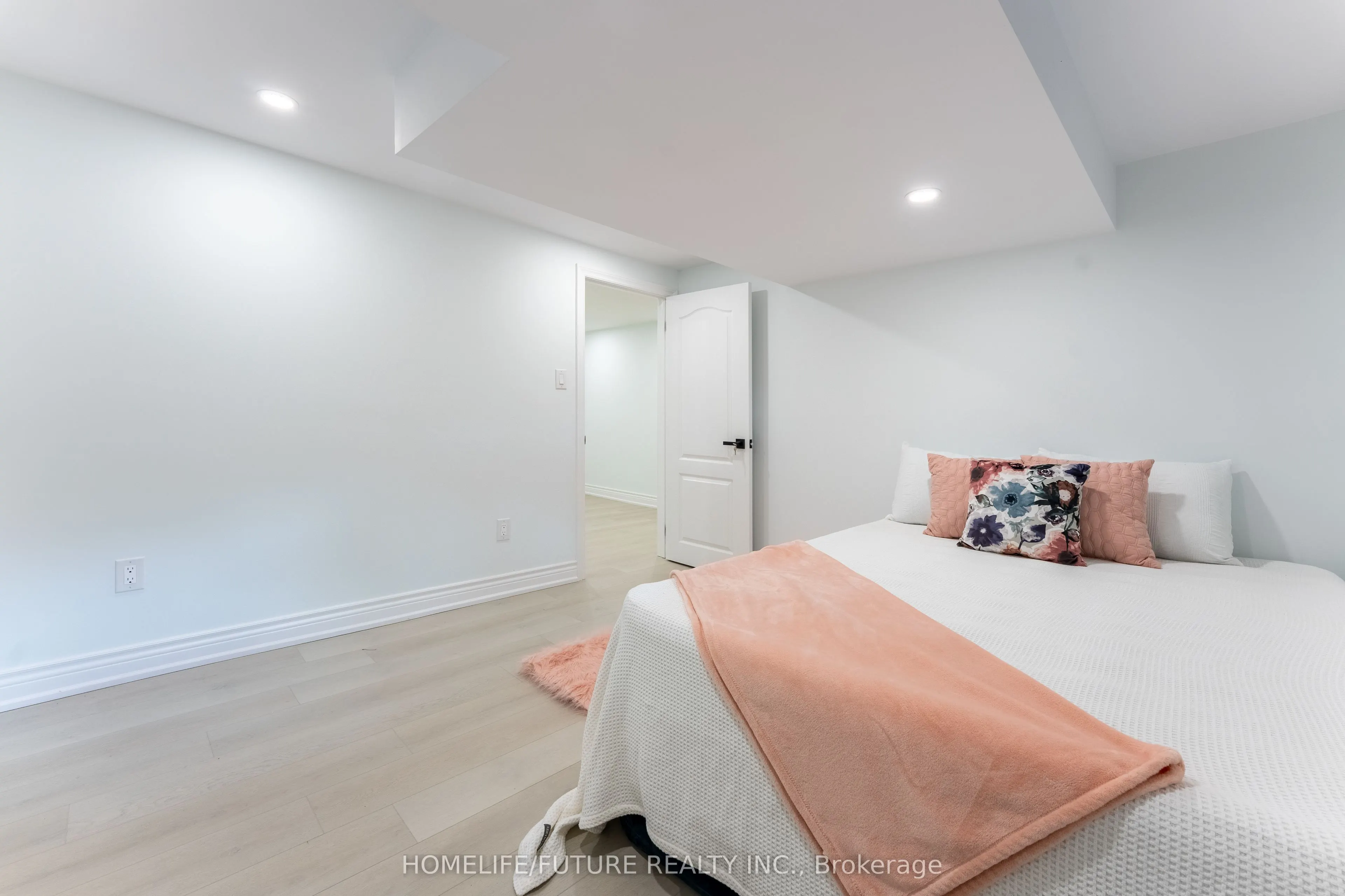 219 Guelph Street