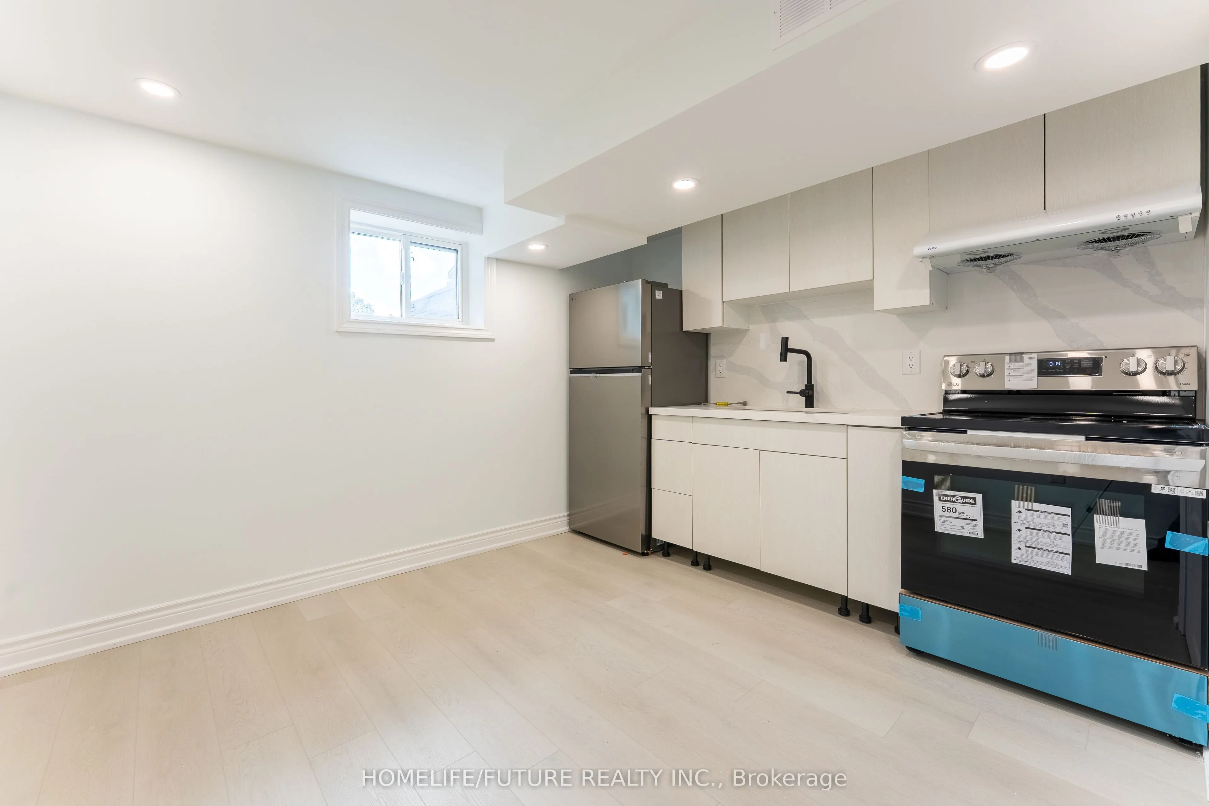 219 Guelph Street