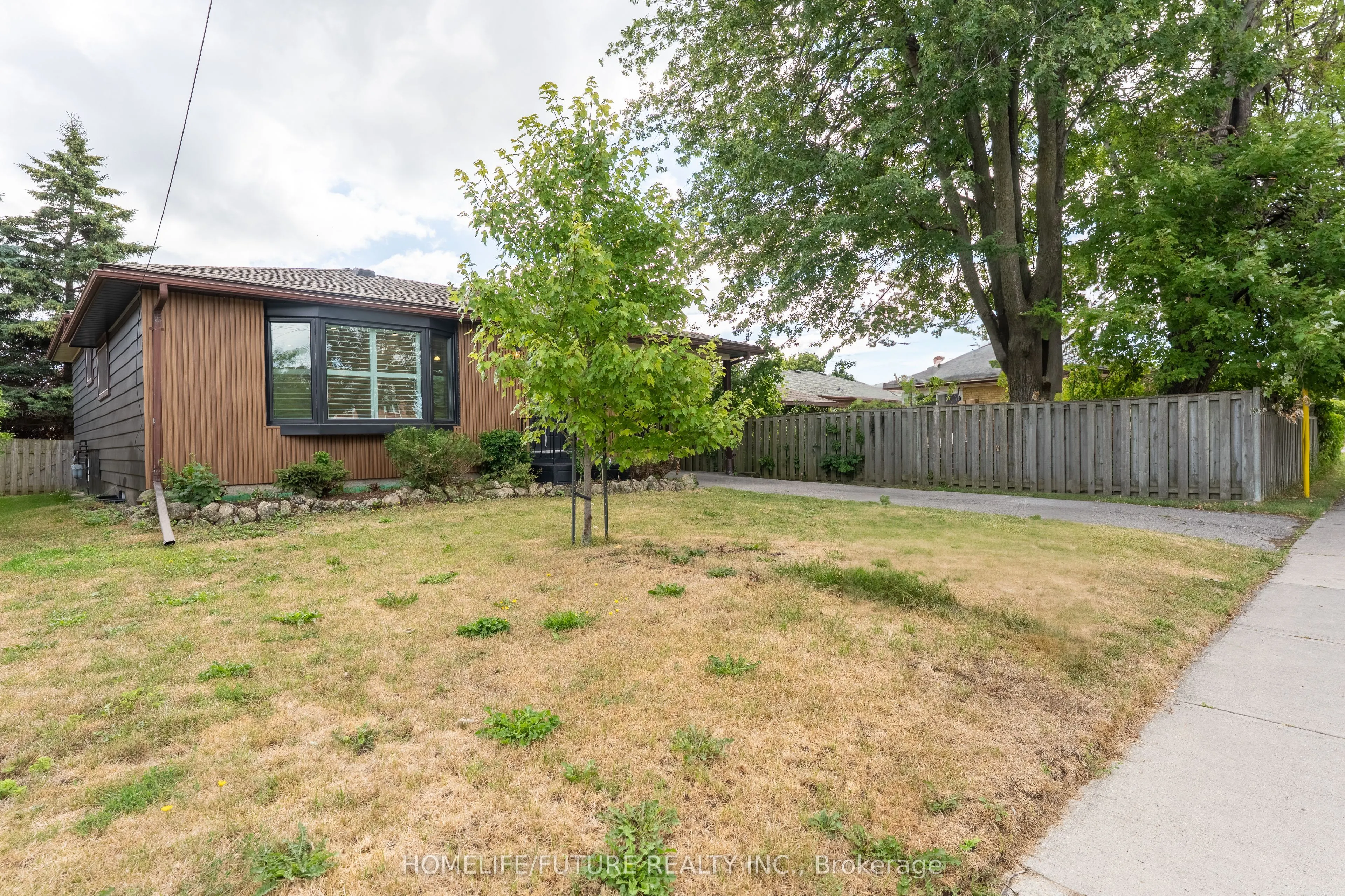 219 Guelph Street