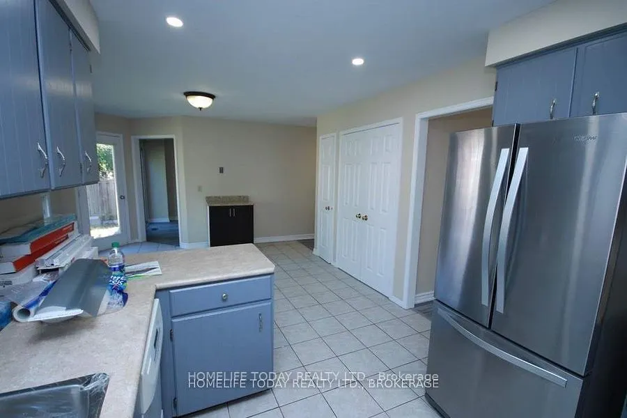 2390 Wildwood Crescent