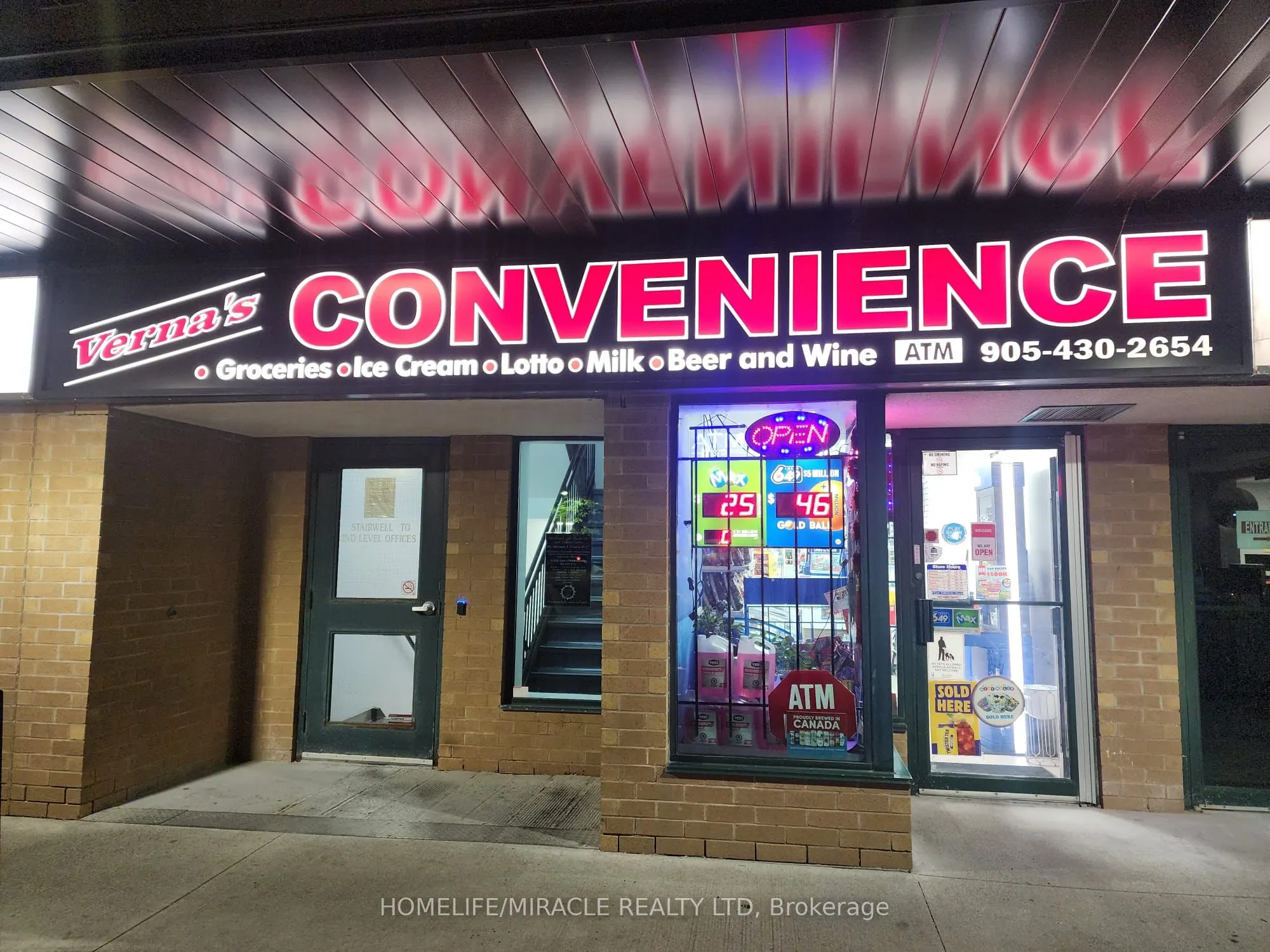 701 Rossland Road E, #11