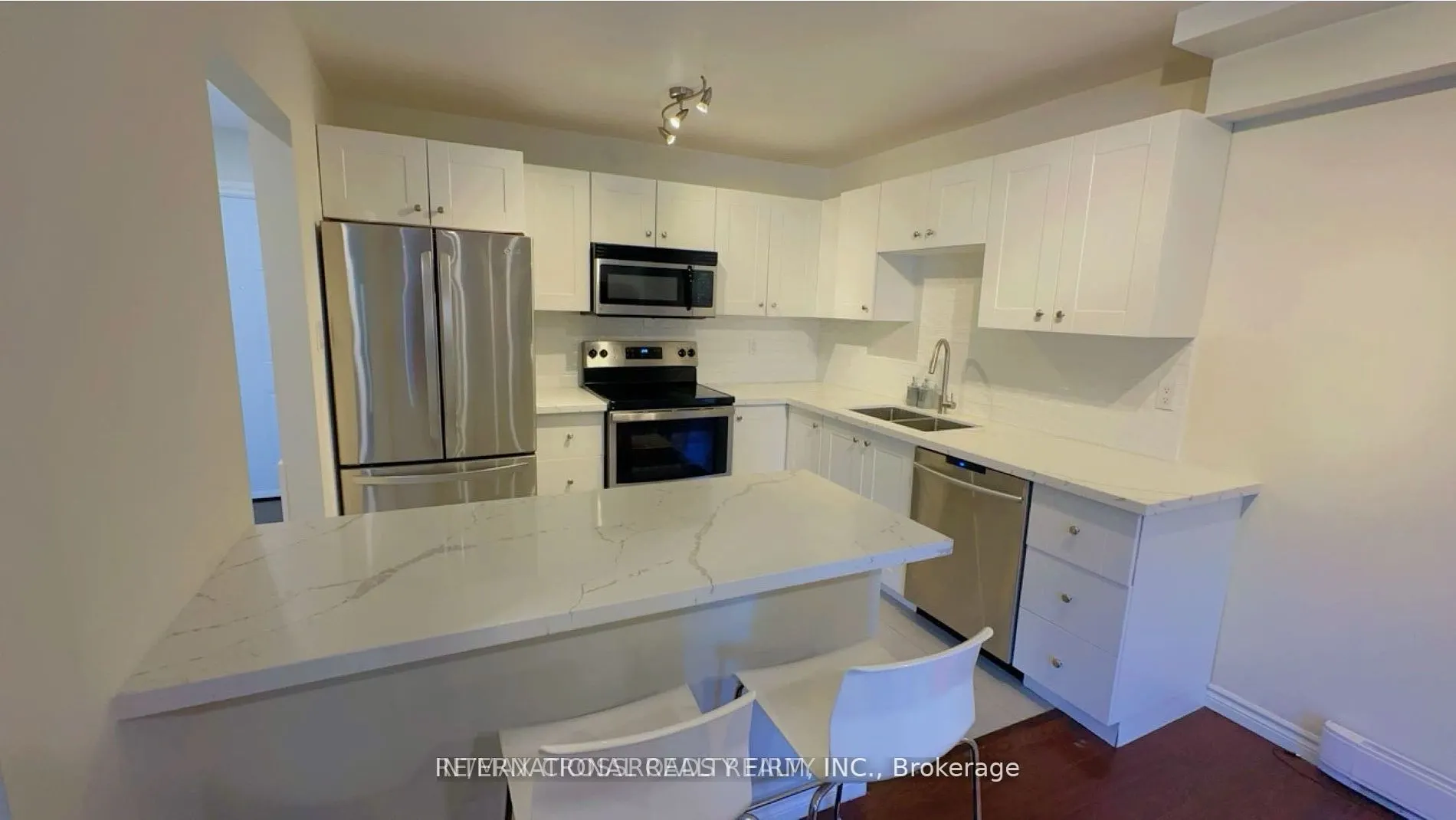 221 Ormond Drive, #22