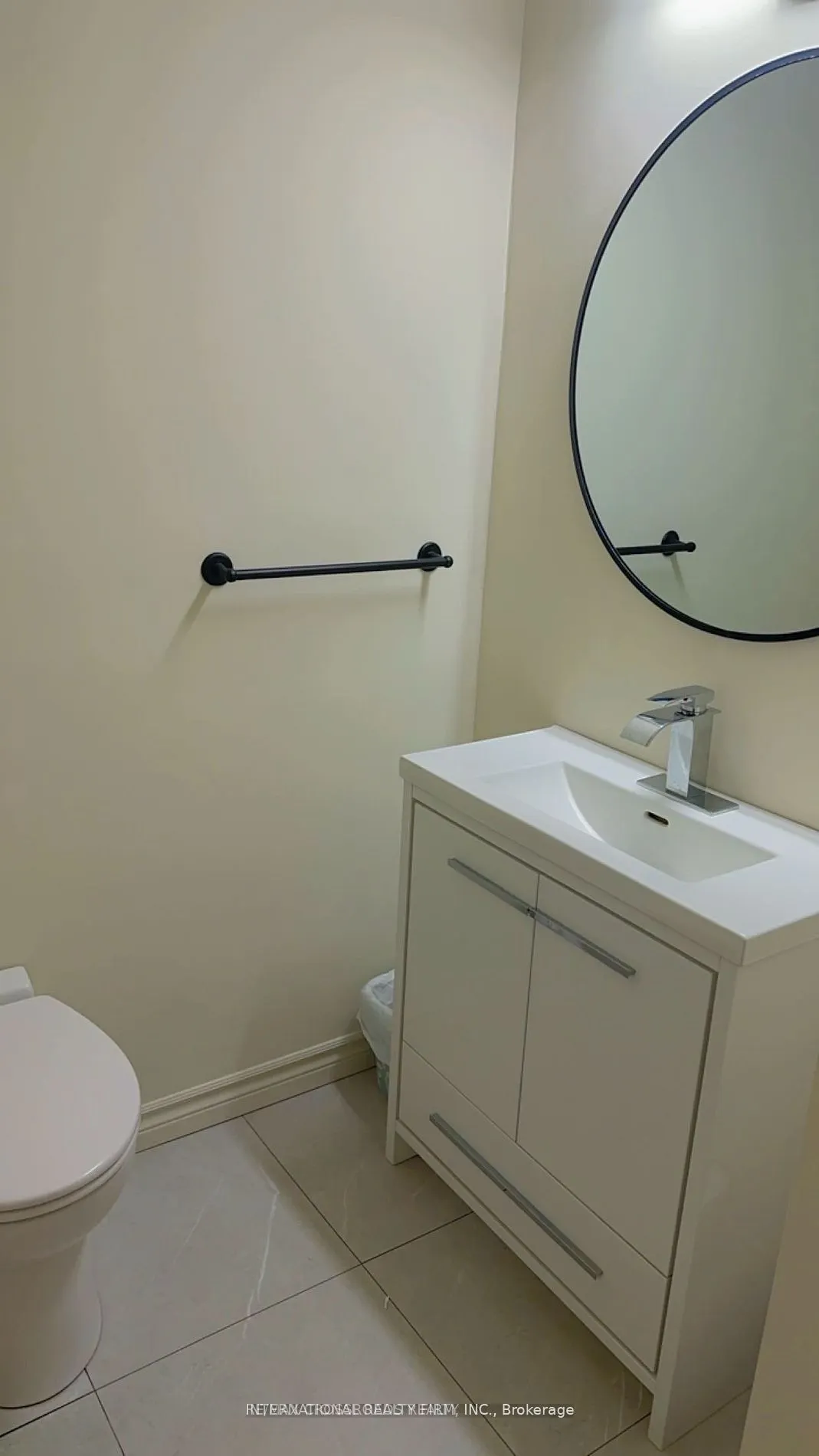 221 Ormond Drive, #22