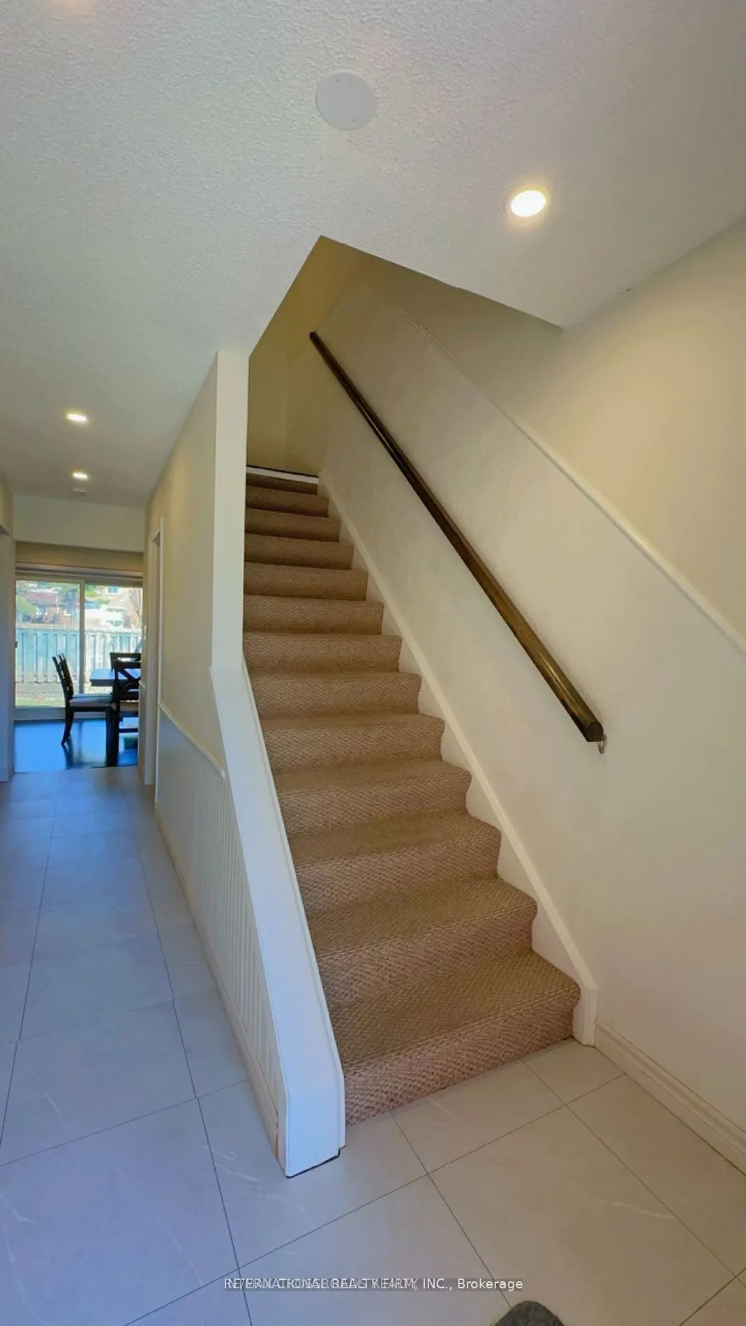 221 Ormond Drive, #22