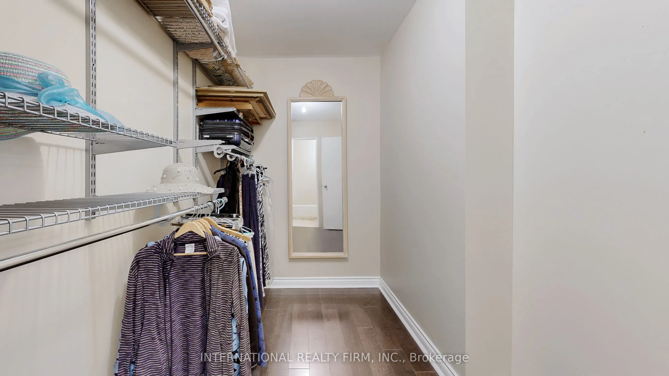 1200 Bridletowne Circle, #404