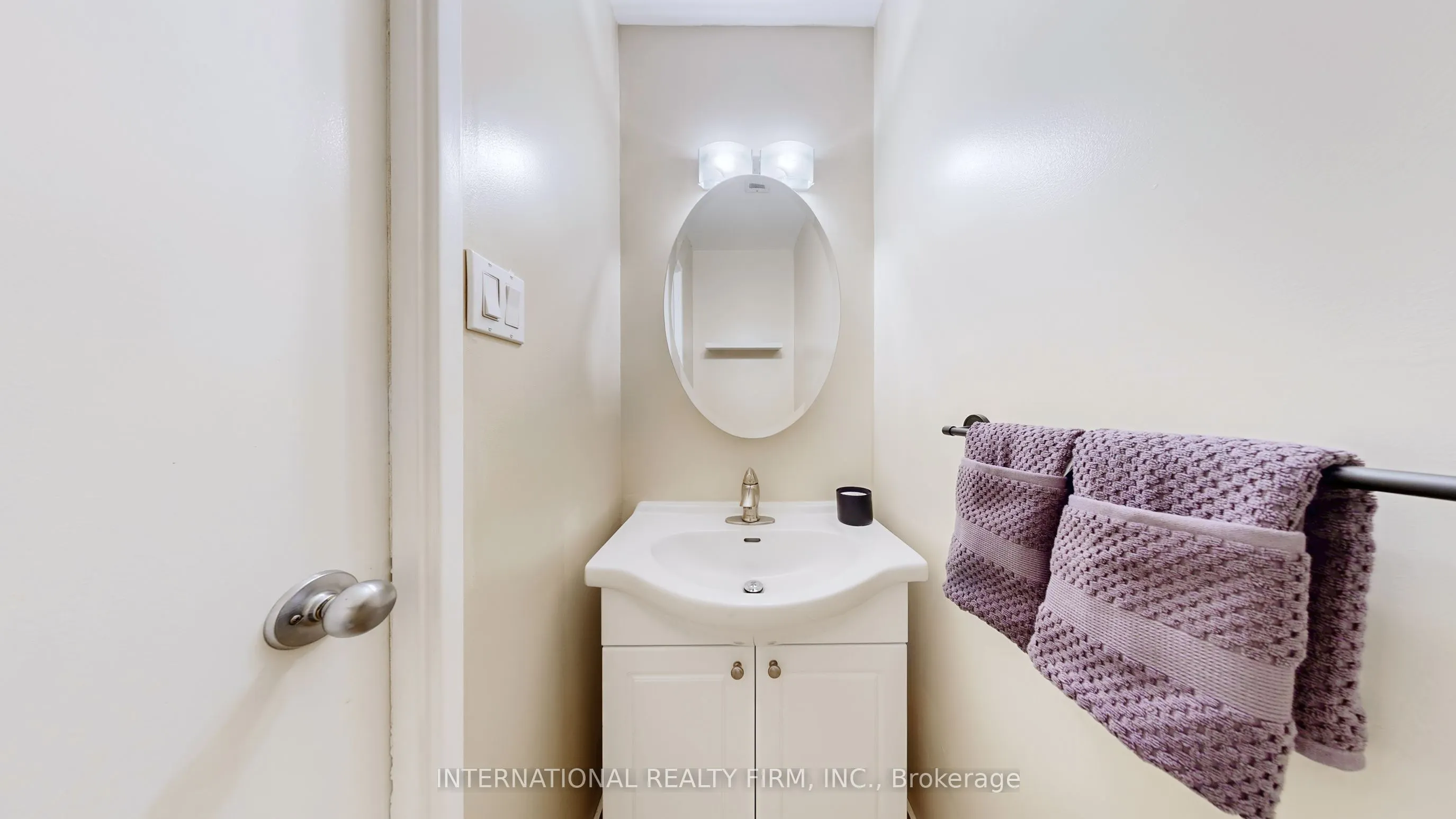 1200 Bridletowne Circle, #404