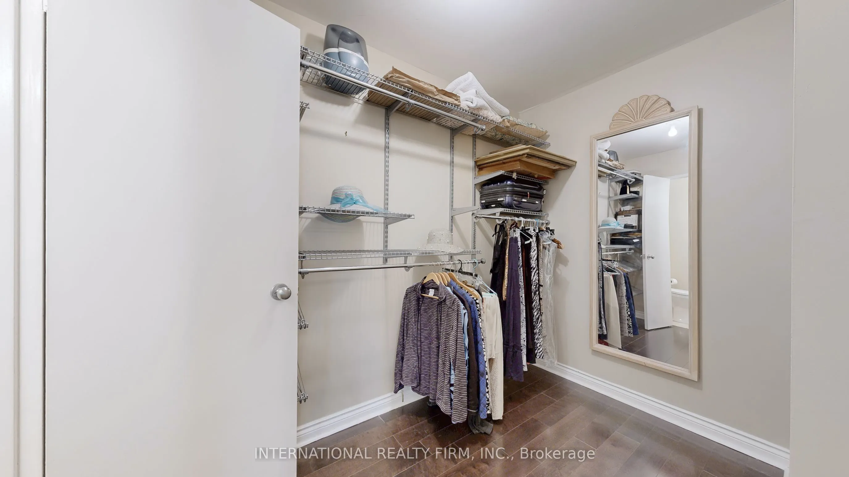 1200 Bridletowne Circle, #404