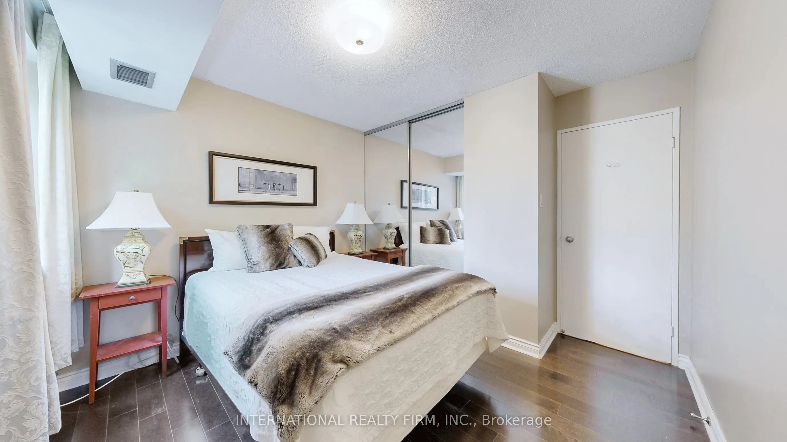 1200 Bridletowne Circle, #404