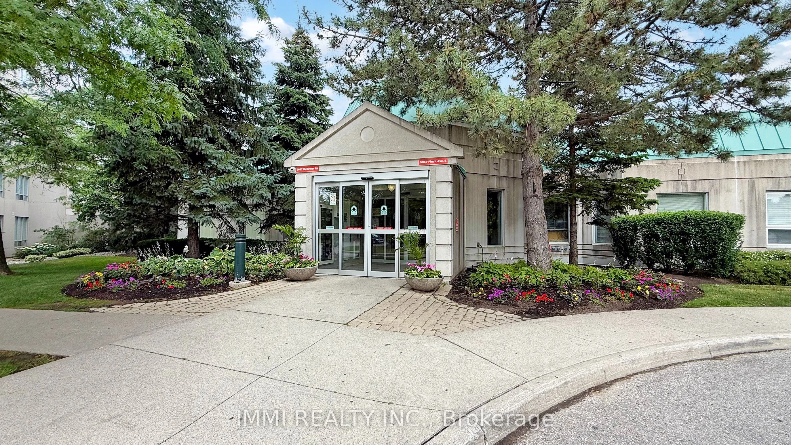 5039 Finch Avenue E, #2009