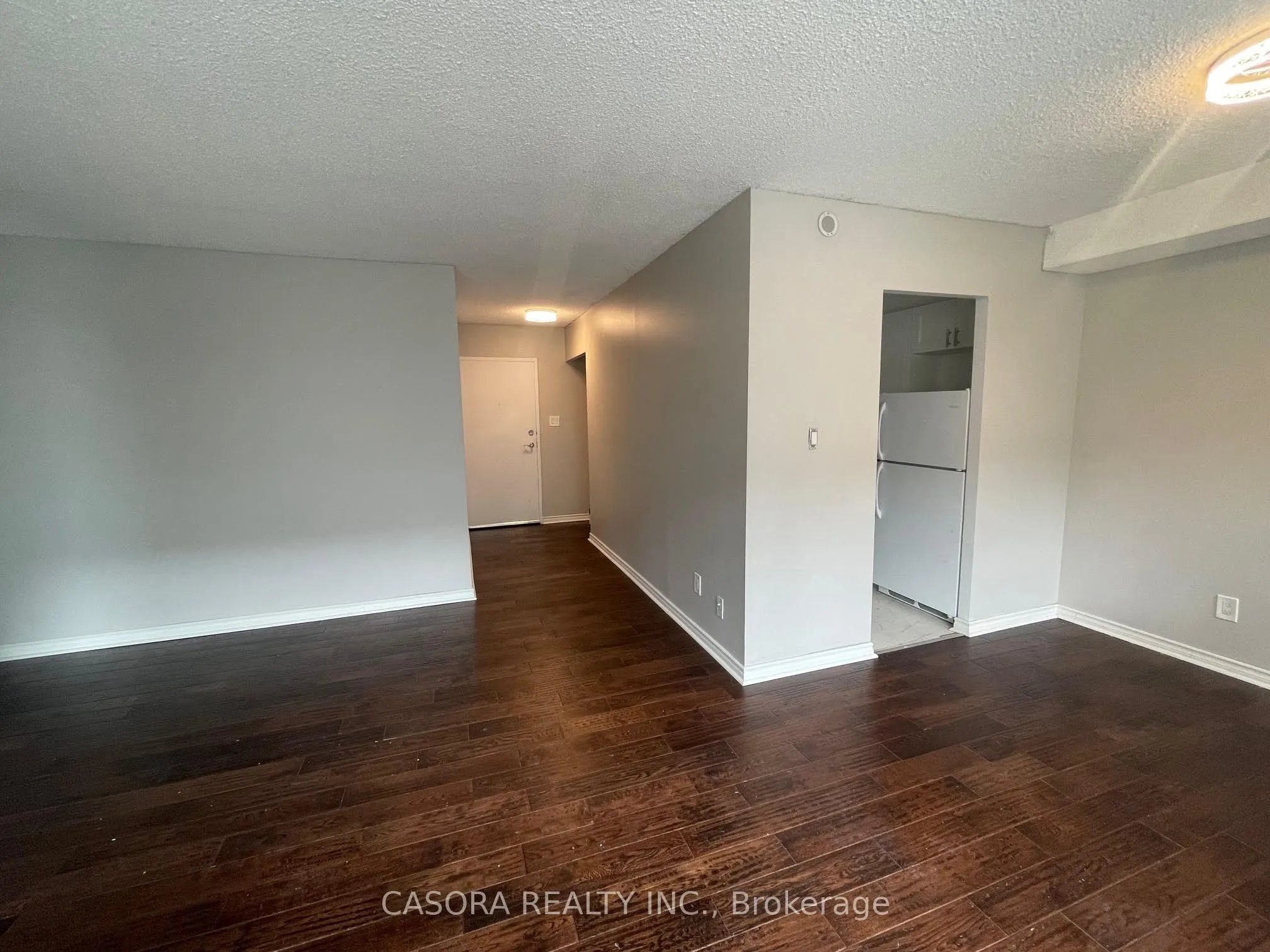 55 William Street E, #401