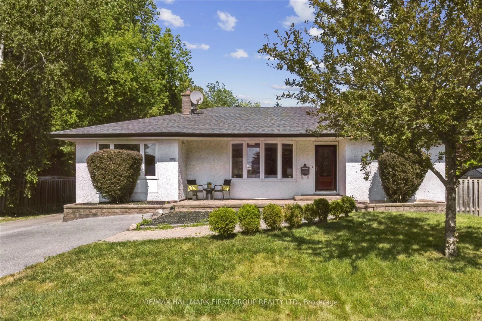 1919 Glenview Road