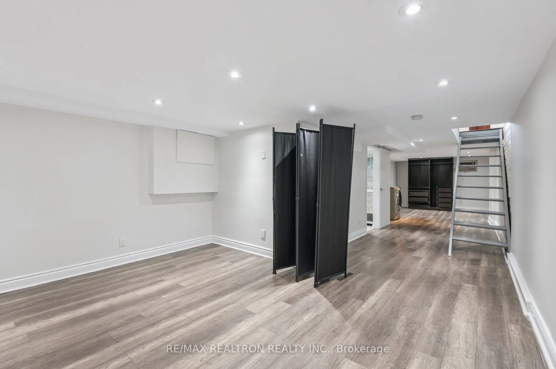 10 Coxwell Avenue
