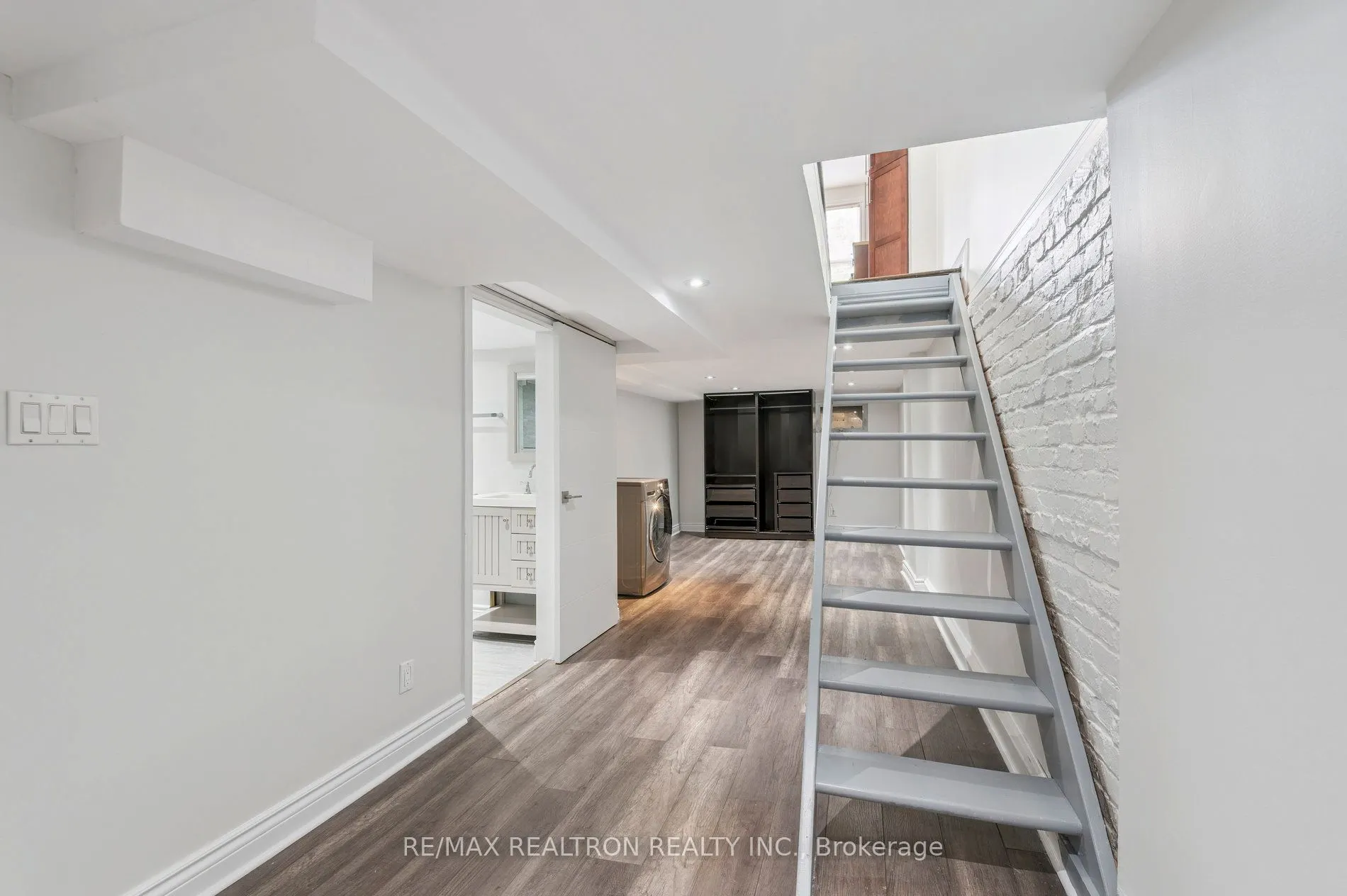 10 Coxwell Avenue