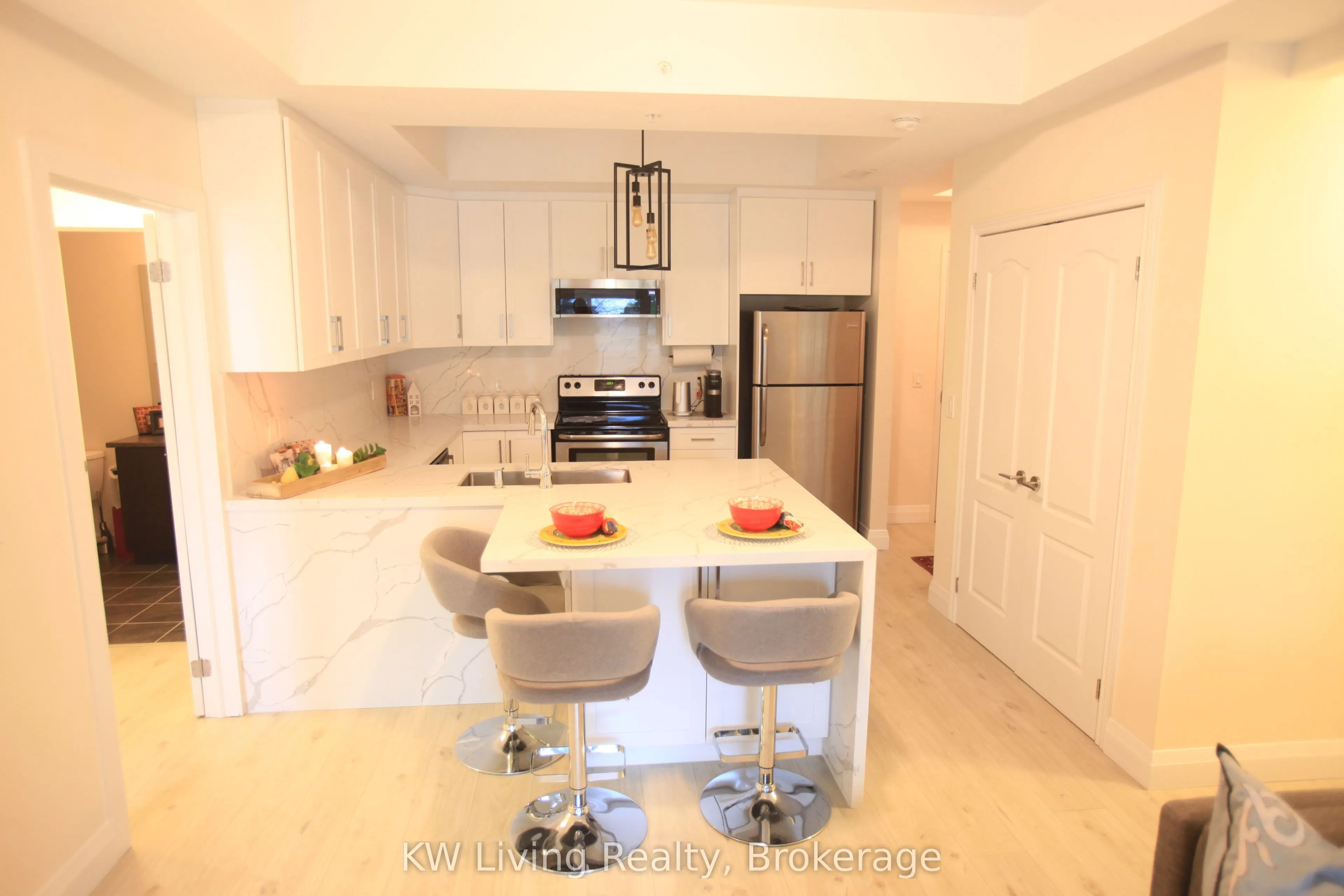 650 Gordon Street, #210