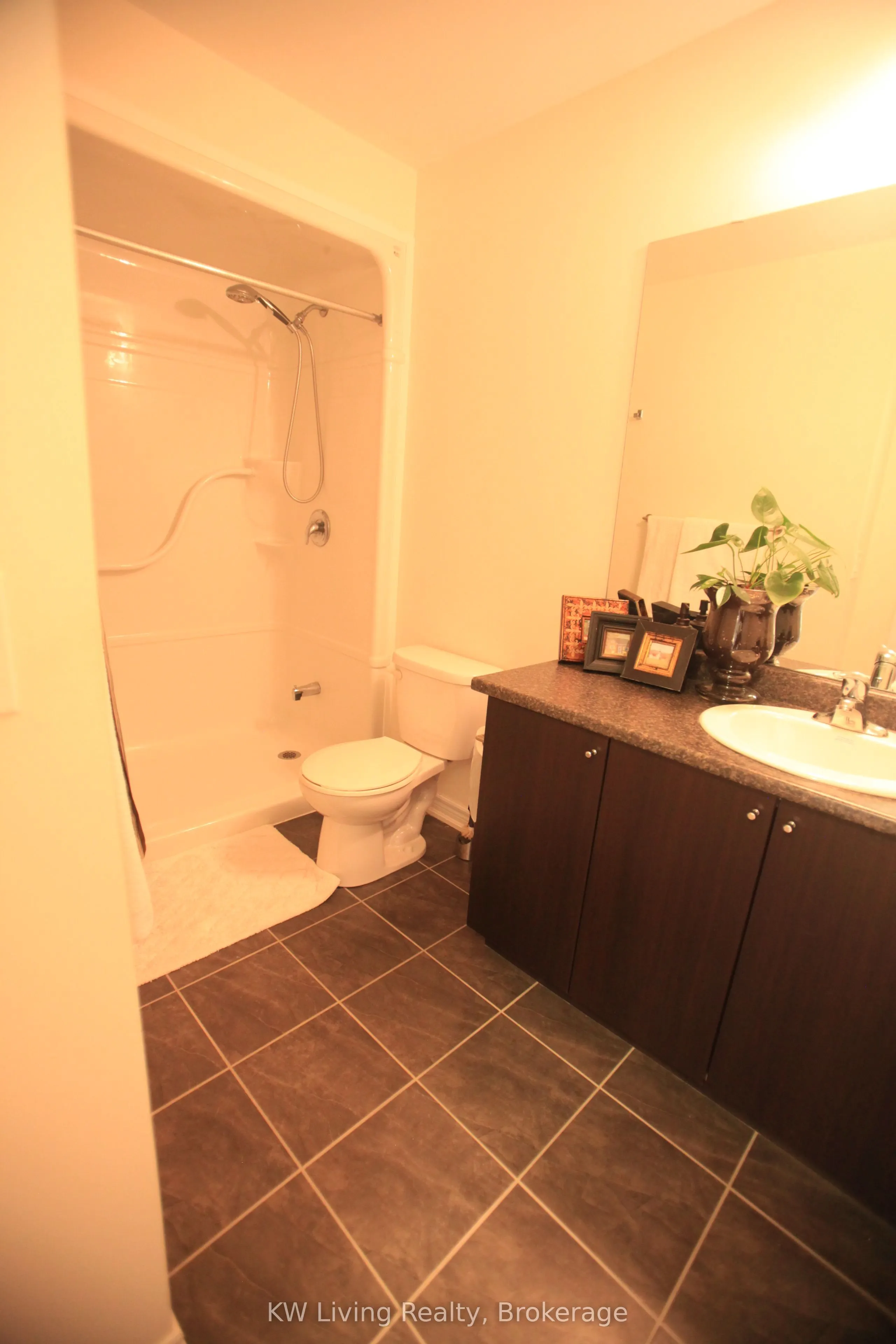 650 Gordon Street, #210