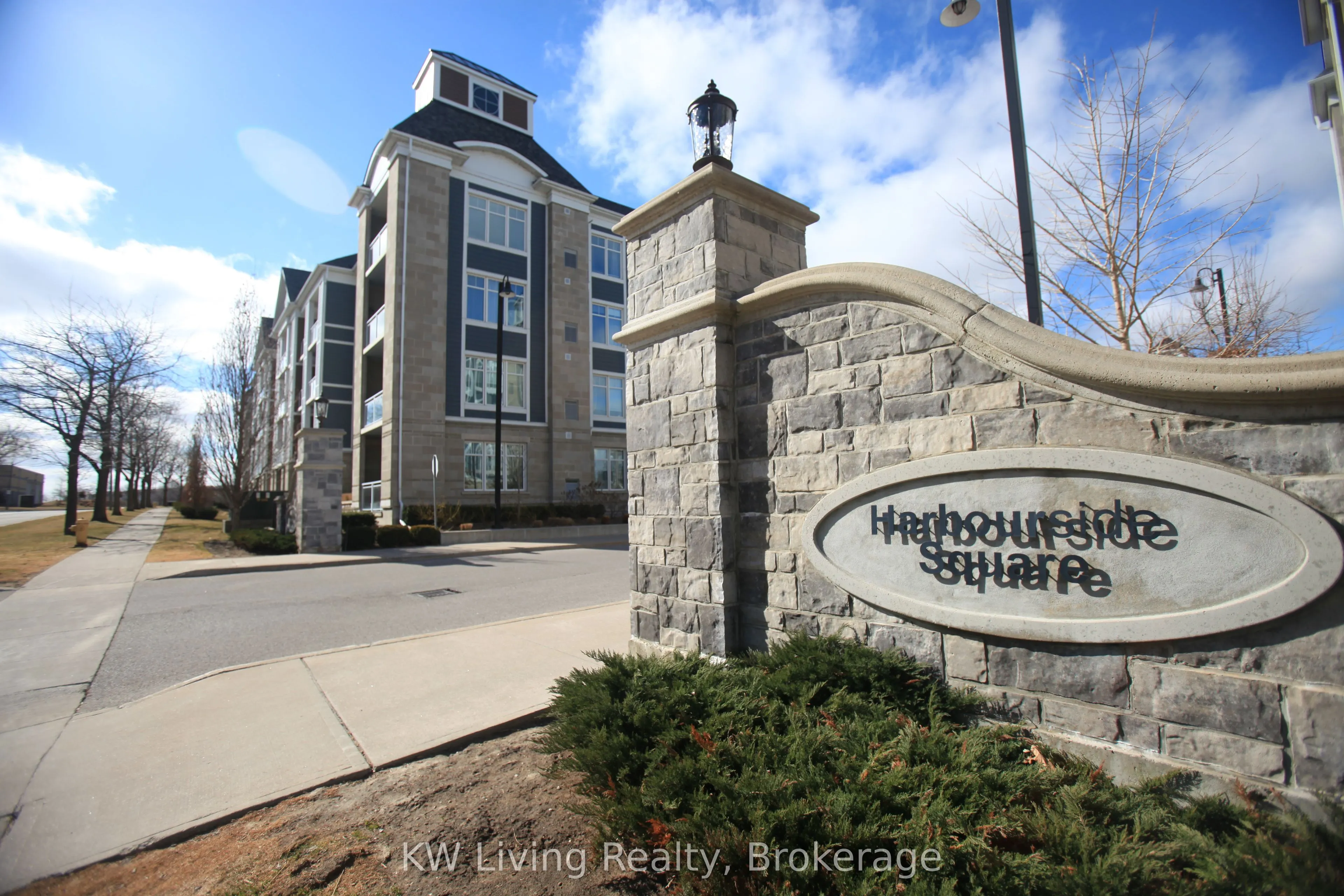 650 Gordon Street, #210