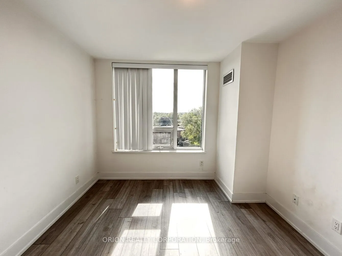 1215 Bayly Street, #308